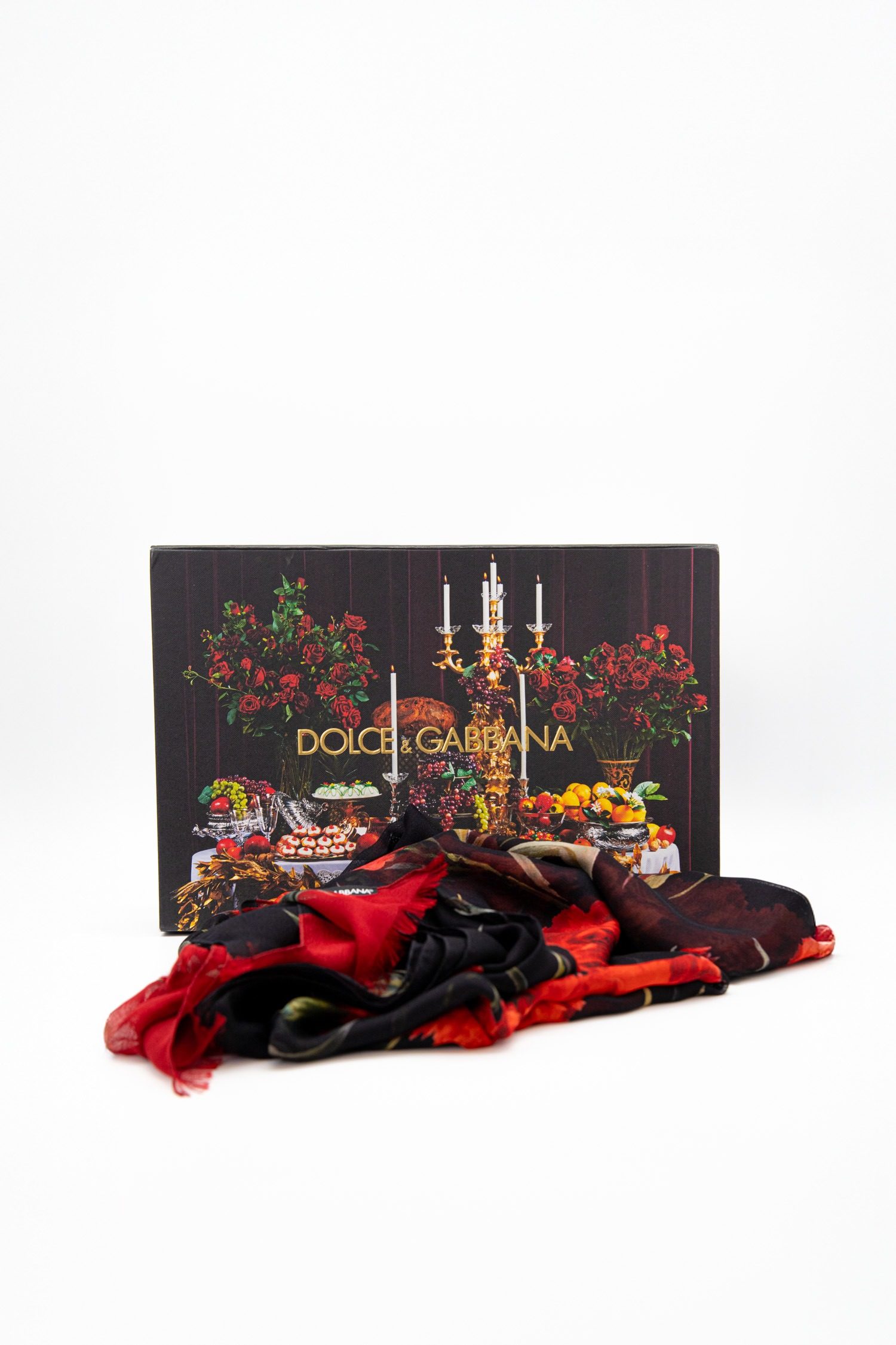 Thumbnail of http://Dolce%20&%20Gabbana%20Halstuch%20in%20Schwarz%20und%20Rot
