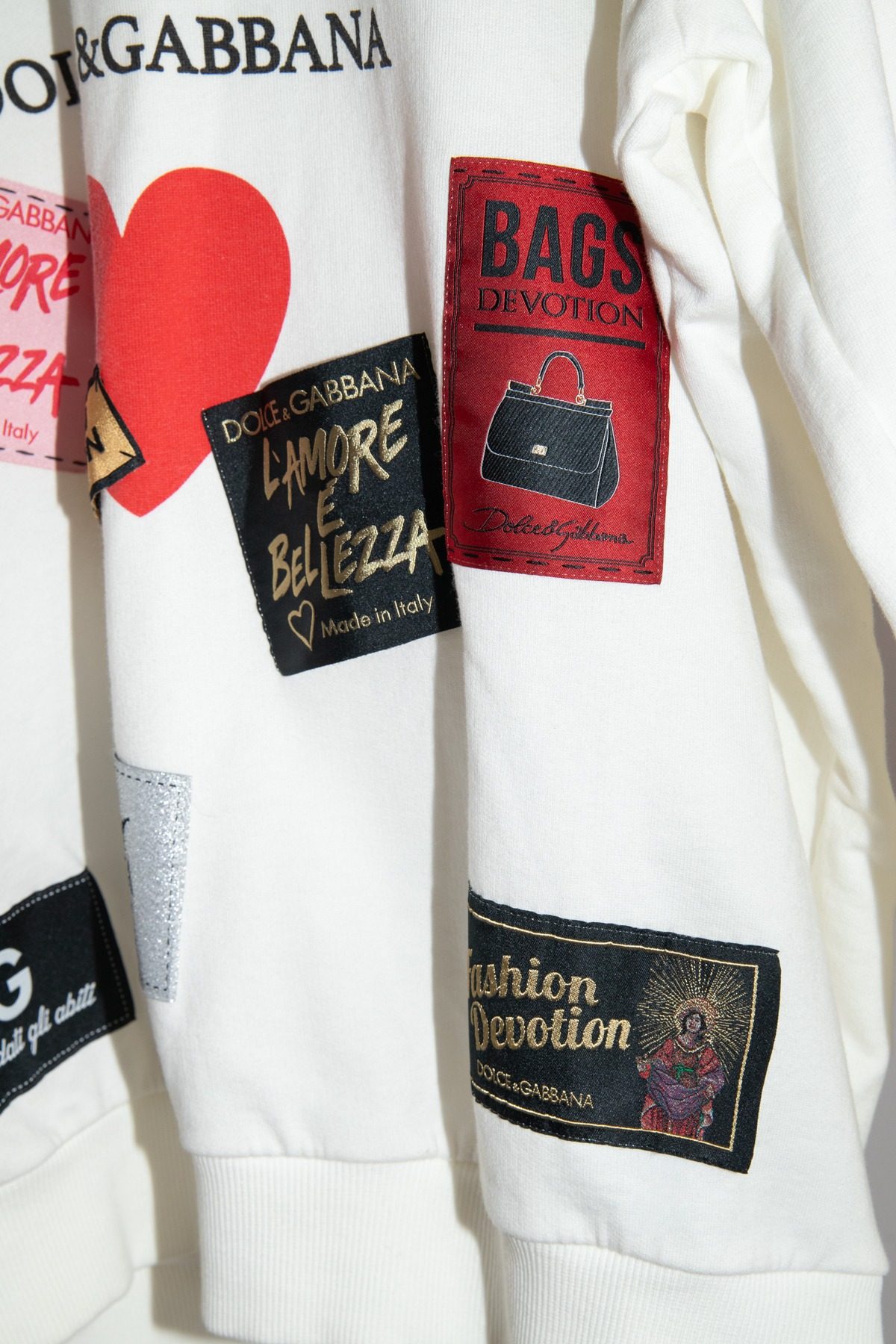 Thumbnail of http://Dolce%20&%20Gabbana%20Fashion%20Devotion%20Sweatshirt%20in%20Weiß