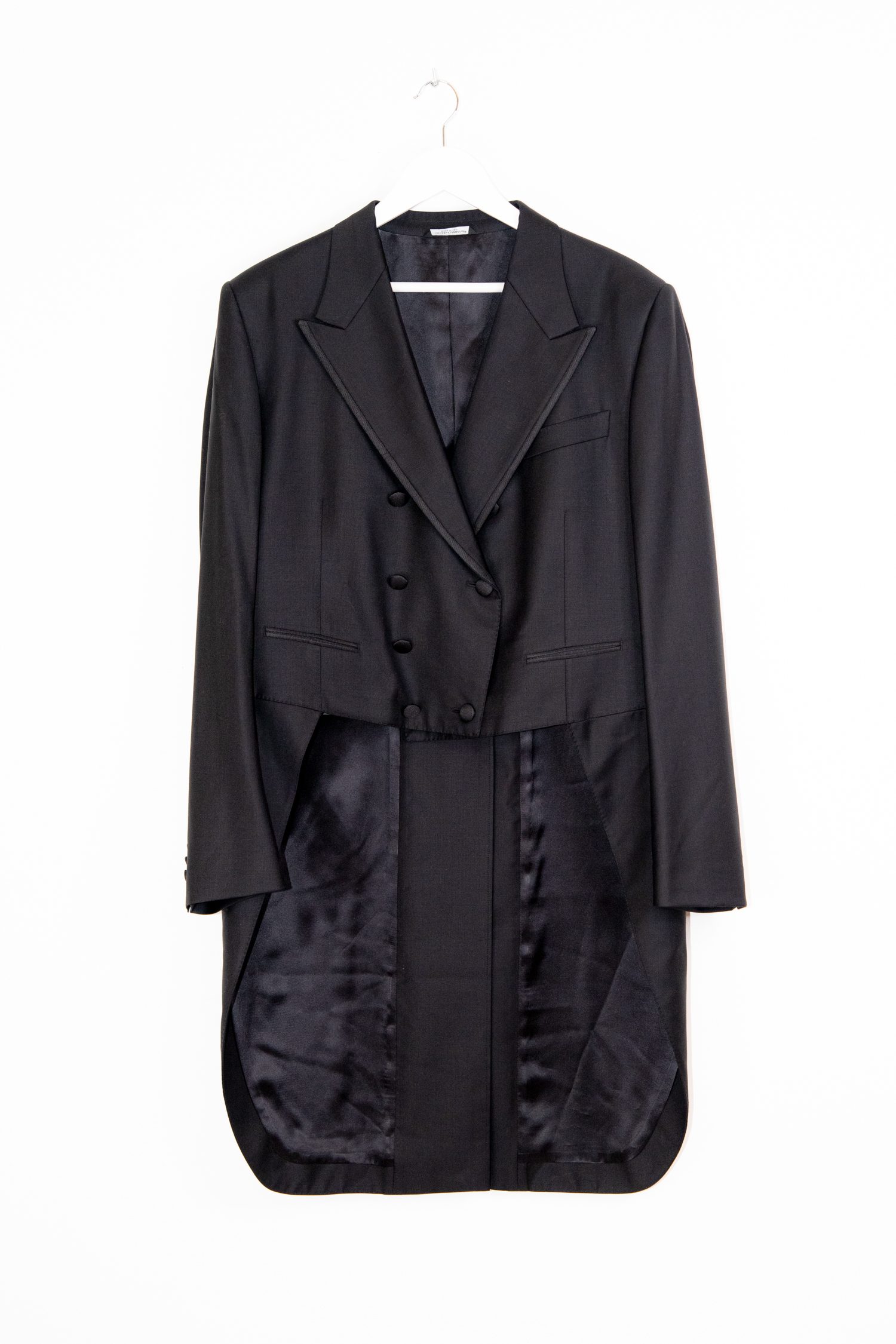 Thumbnail of http://Dolce%20&%20Gabbana%20Doppelreihiger%20Smoking%20in%20Schwarz