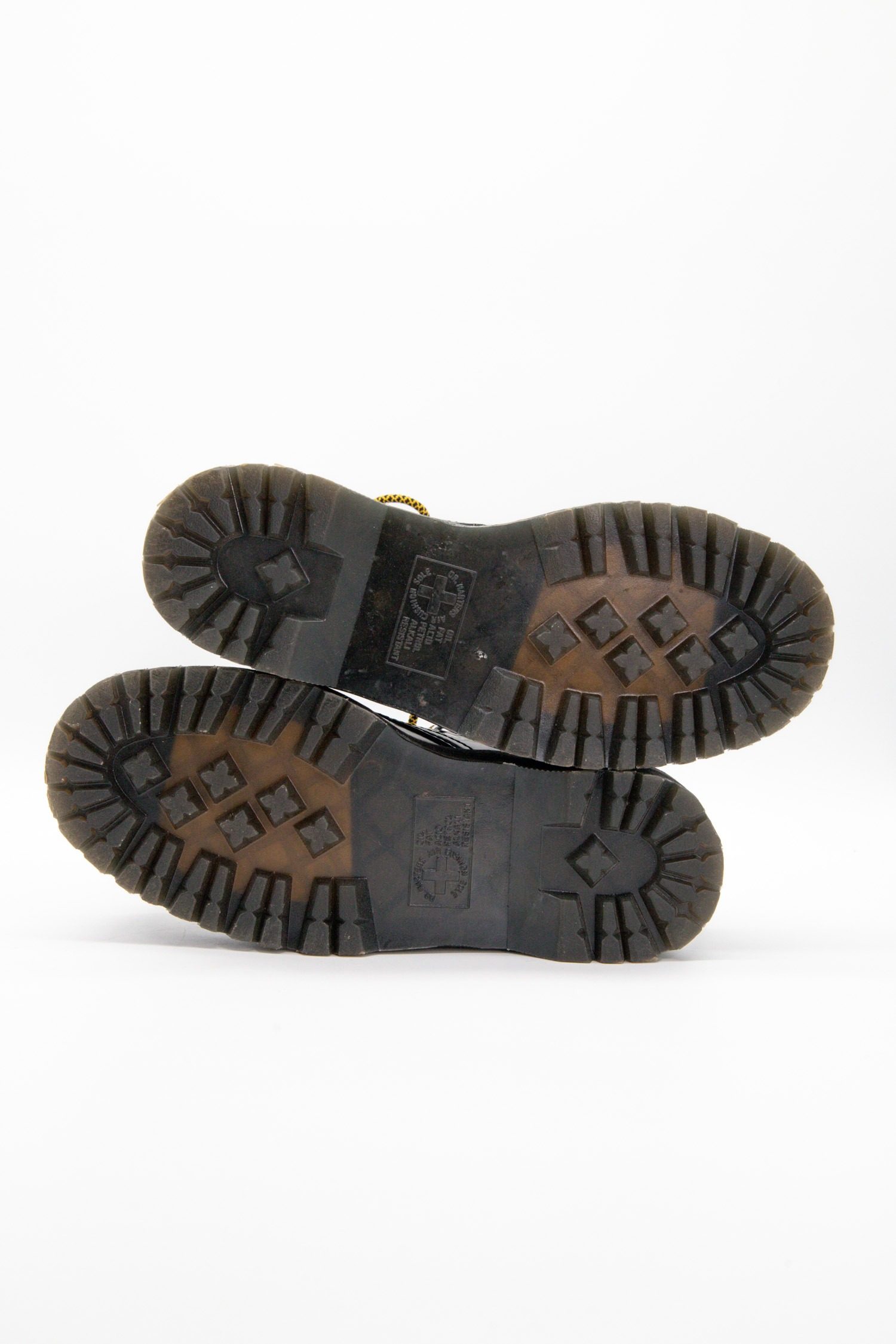 Thumbnail of http://Dr.%20Martens%20Jadon%20Max%20Plateau%20Stiefeletten