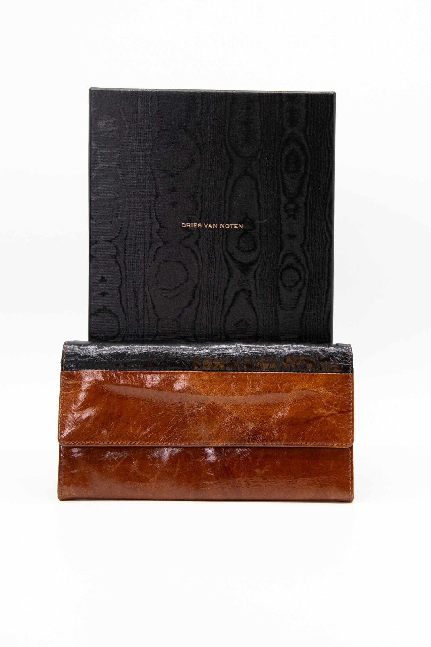 Thumbnail of http://Dries%20van%20Noten%20Portemonnaie%20in%20Cognacfarben%20und%20Dunkelbraun