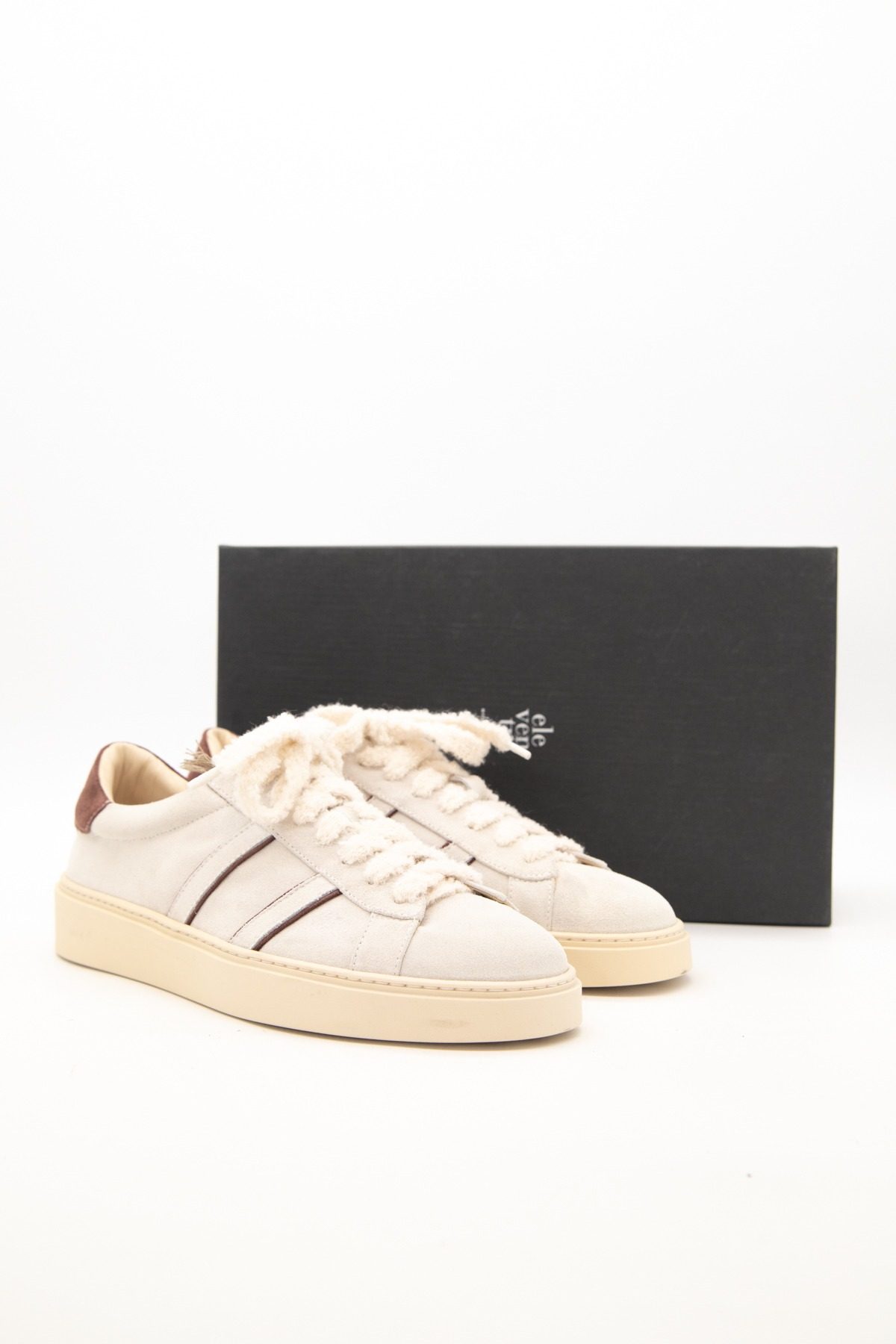 Thumbnail of http://Eleventy%20Sneaker%20aus%20Veloursleder%20in%20Beige%20und%20Braun
