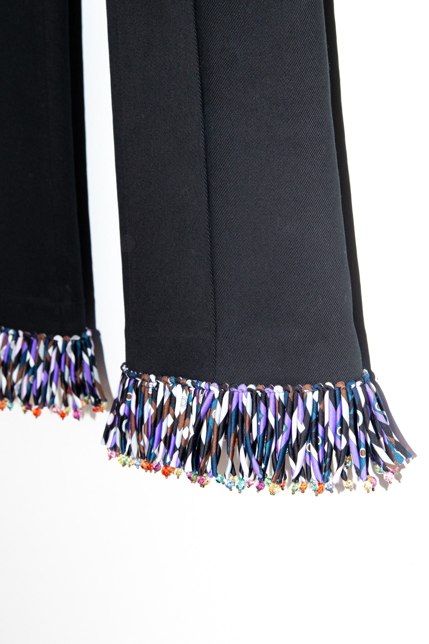 Thumbnail of http://Emilio%20Pucci%20Hose%20in%20Schwarz%20und%20Lila