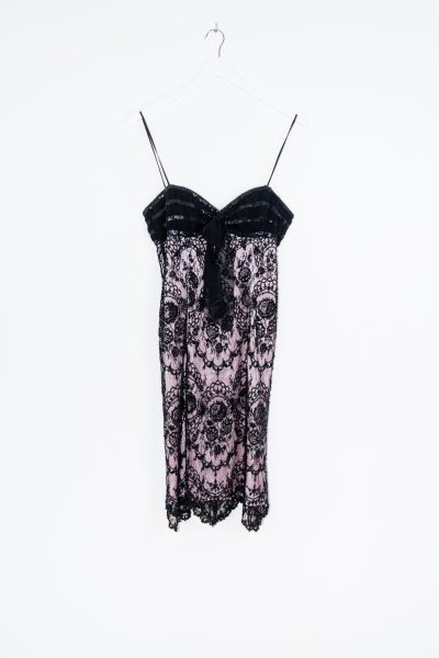 Escada Spitzenkleid mit Pailletten und Perlen in Schwarz und Rosa