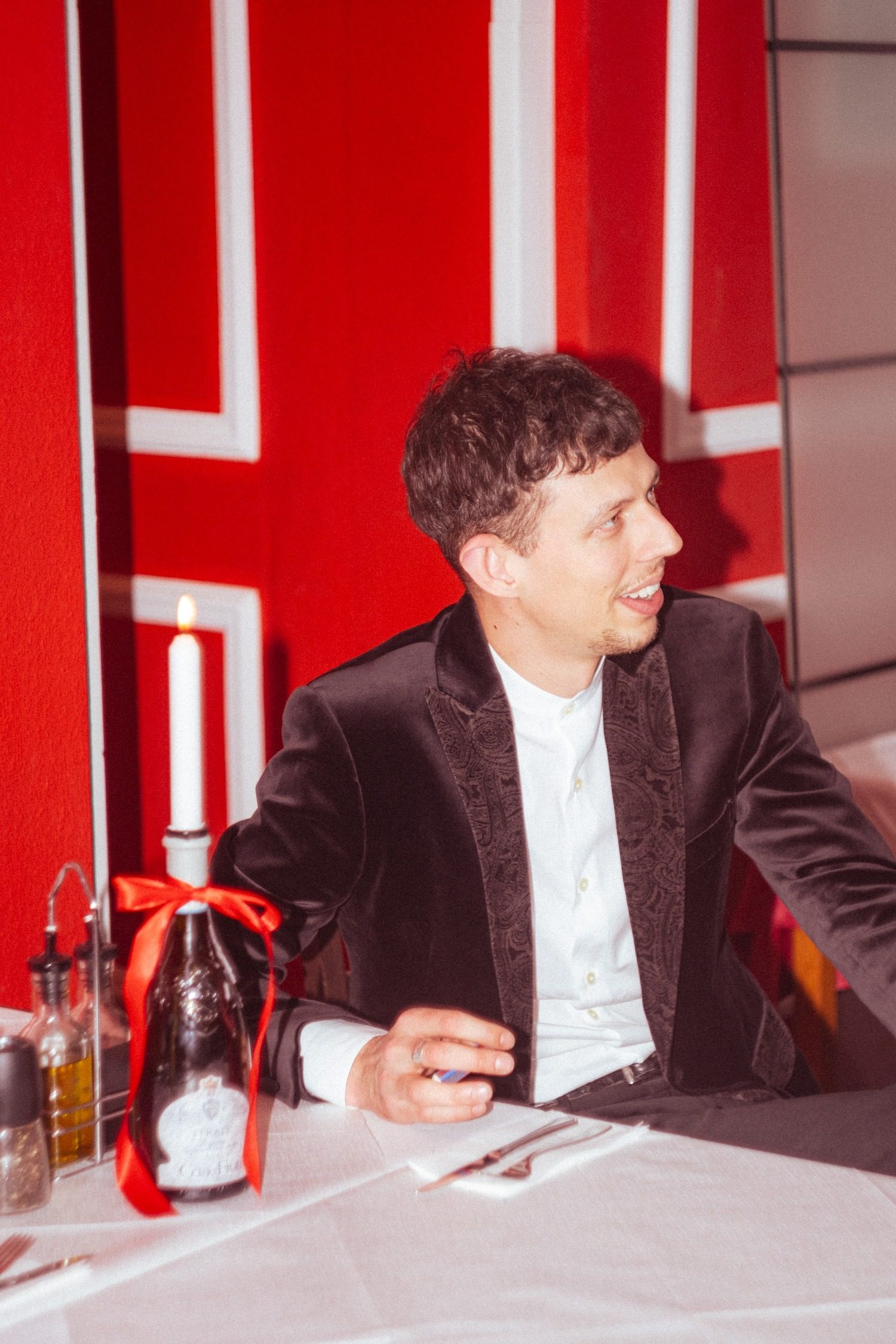 Thumbnail of http://Etro%20Jackett%20aus%20Samt%20in%20Schwarz%20und%20Anthrazit