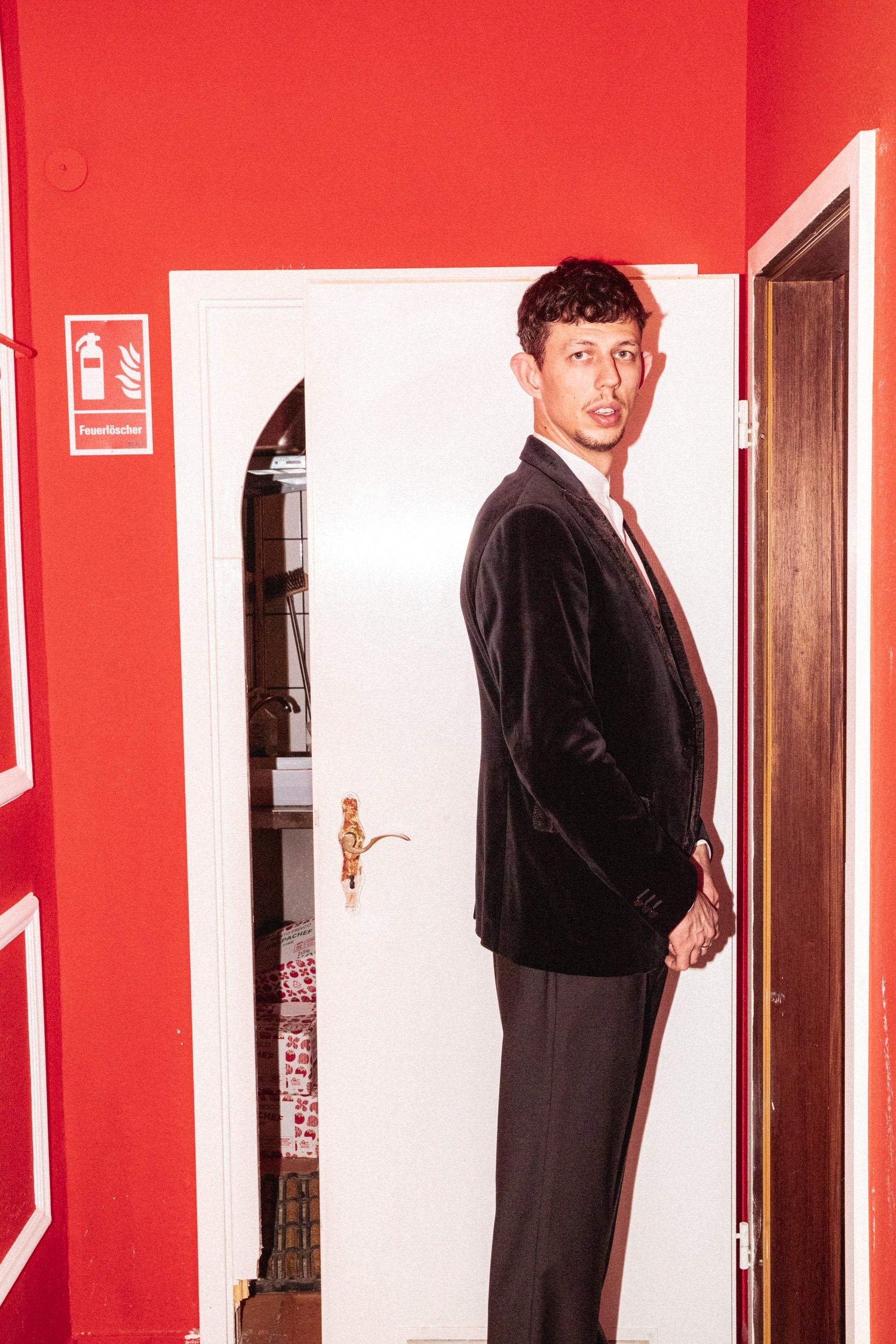 Thumbnail of http://Etro%20Jackett%20aus%20Samt%20in%20Schwarz%20und%20Anthrazit