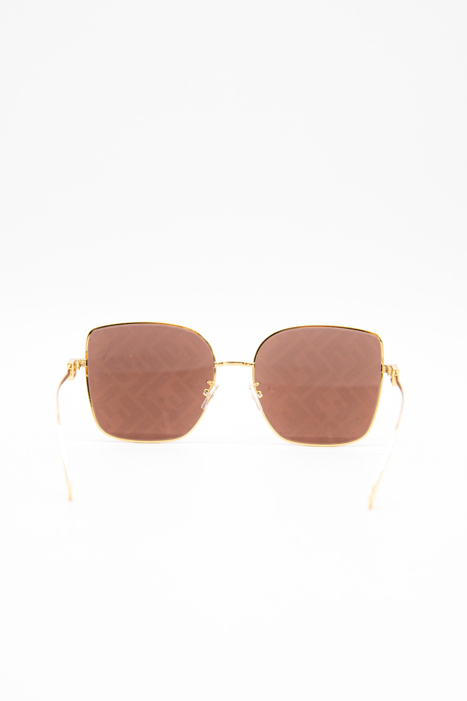 Thumbnail of http://Fendi%2040013U%20Sonnenbrille%20mit%20Monogramm-Gläsern%20in%20Gold