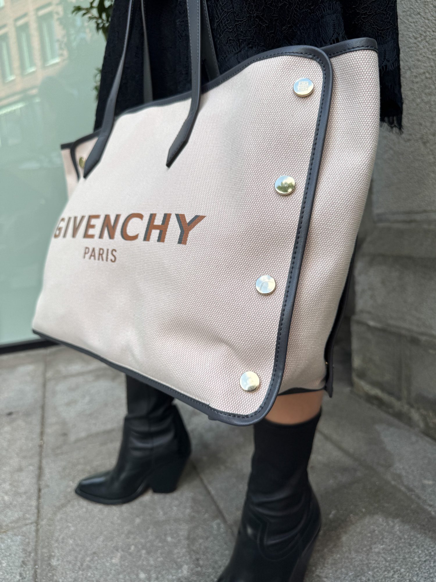 Givenchy "Bond" Shopper in Rosa und Dunkelgrau