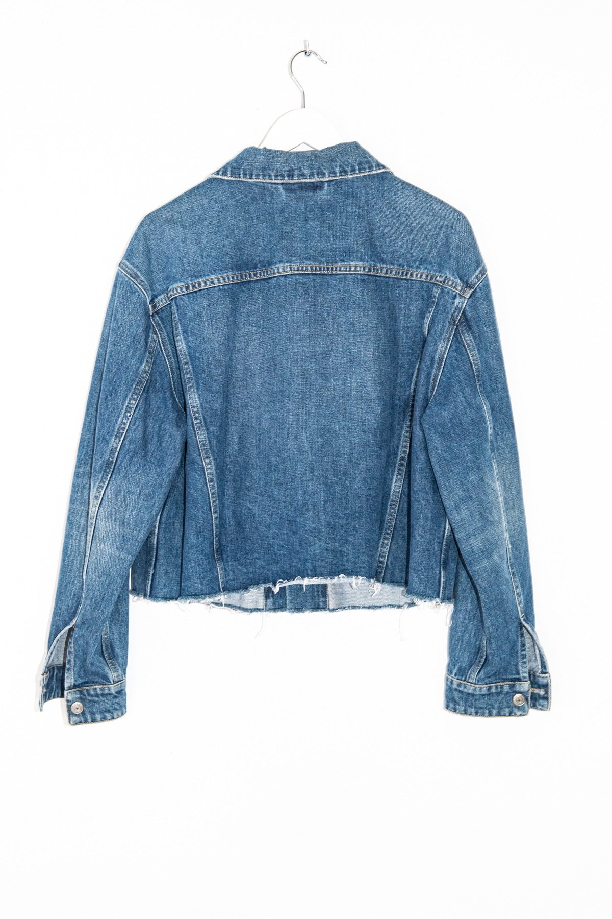 Thumbnail of http://Golden%20Goose%20Used-Look%20Oversized%20Jeansjacke%20in%20Blau