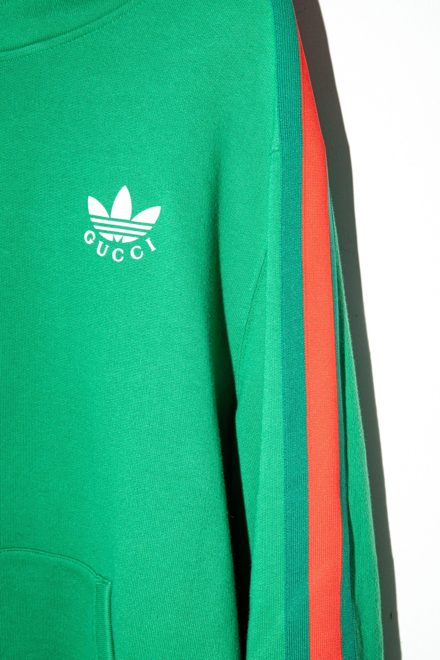 Thumbnail of http://Gucci%20x%20Adidas%20Kapuzenpullover%20in%20Grün
