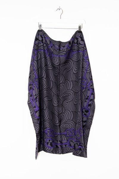 Gucci Tuch mit grafischem Muster und Kettenmotiv in Dunkelgrau