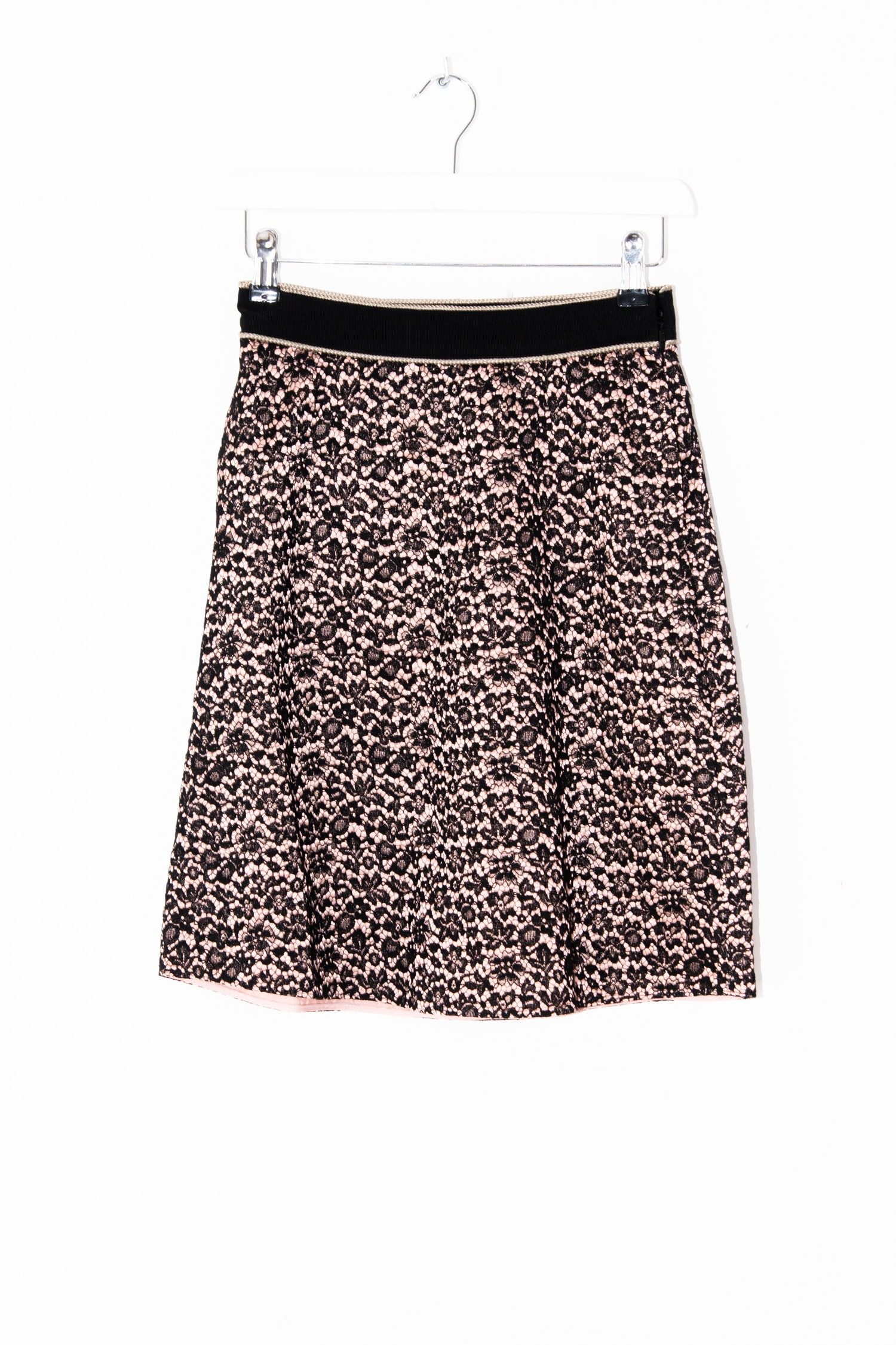 Thumbnail of http://Gucci%20Spitzenrock%20in%20Schwarz%20und%20Rosa