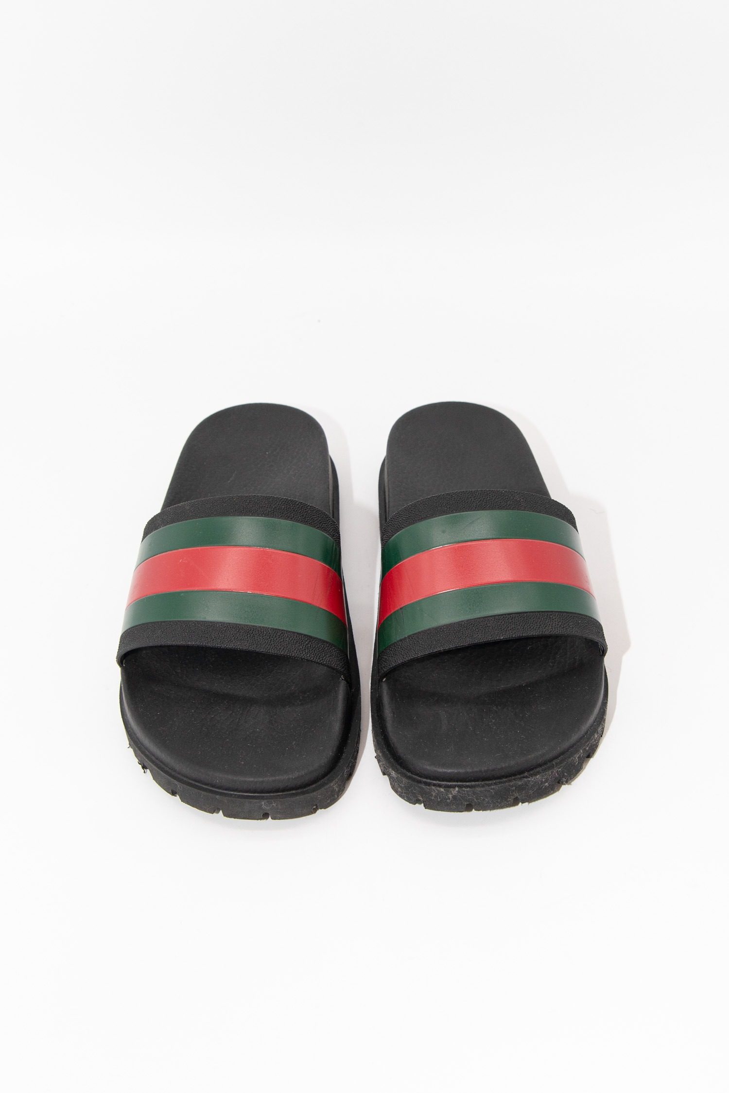 Thumbnail of http://Gucci%20Pantoletten%20aus%20Gummi