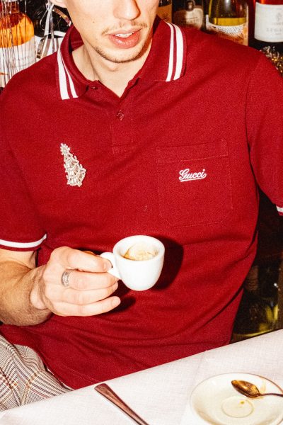 Gucci Poloshirt mit weißem Logo und Streifen in Bordeaux