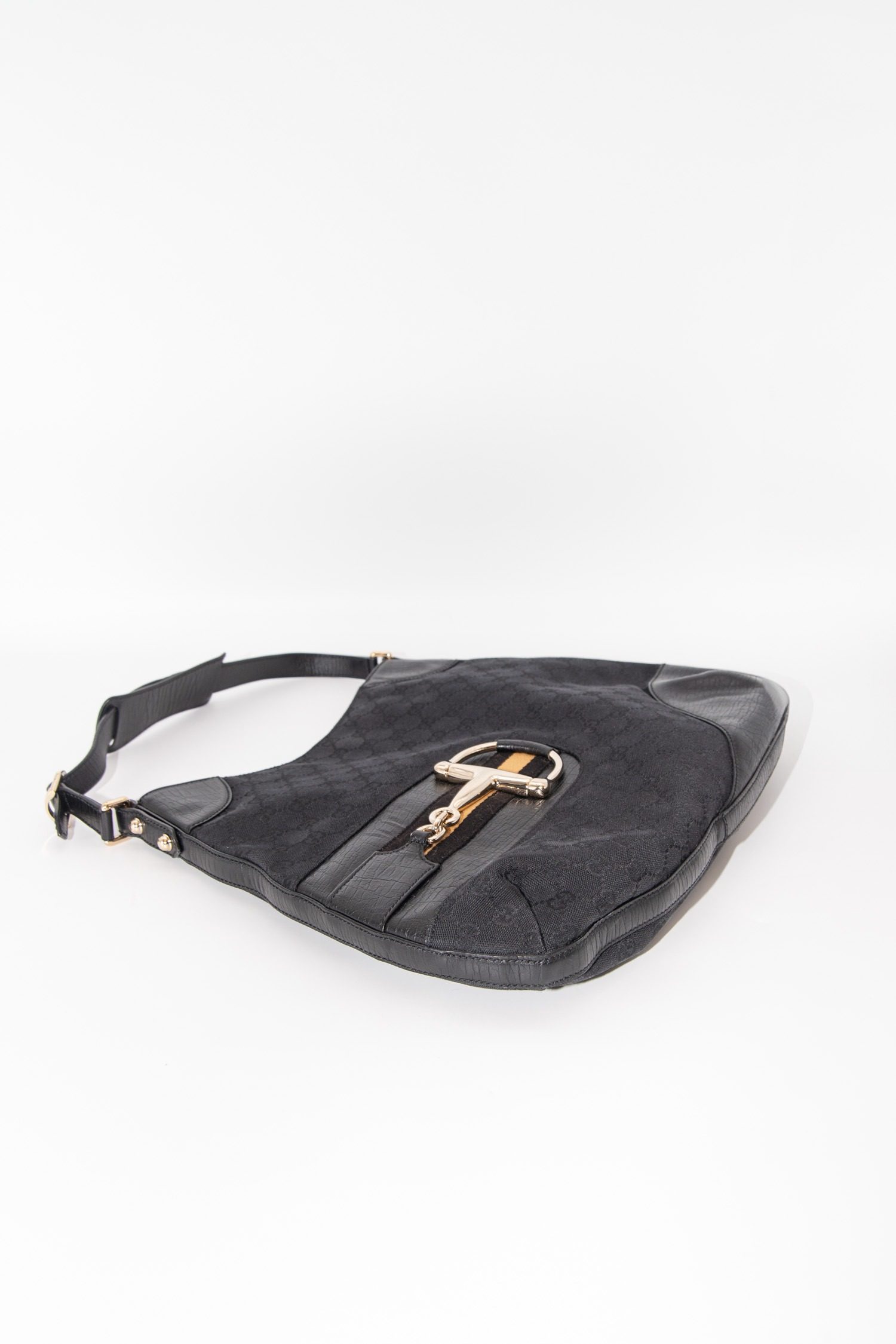 Thumbnail of http://Gucci%20Hasler%20Horsebit%20Schultertasche%20in%20Schwarz