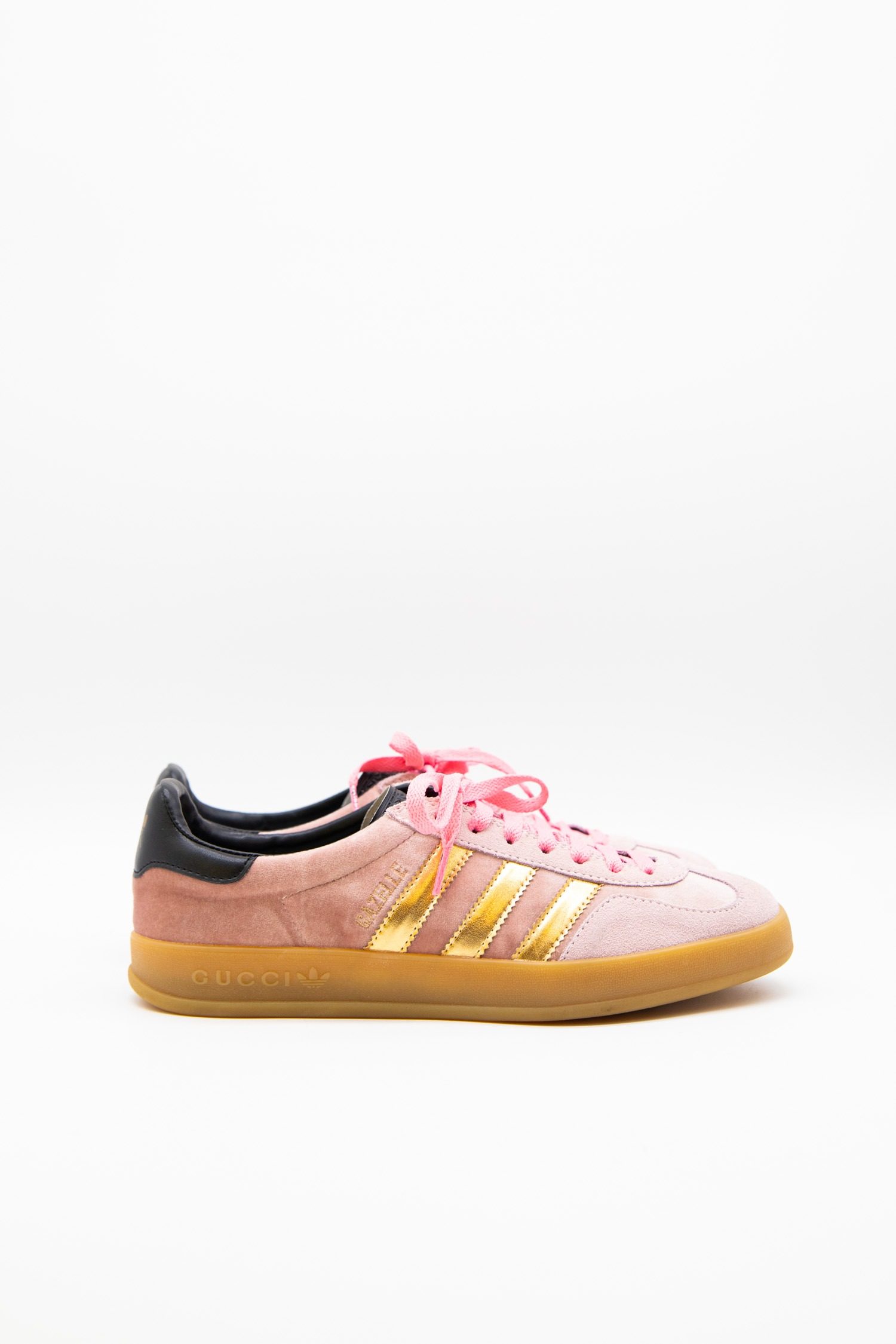 Thumbnail of http://Gucci%20x%20Adidas%20Gazelle%20Sneaker%20in%20Rosa%20und%20Gold
