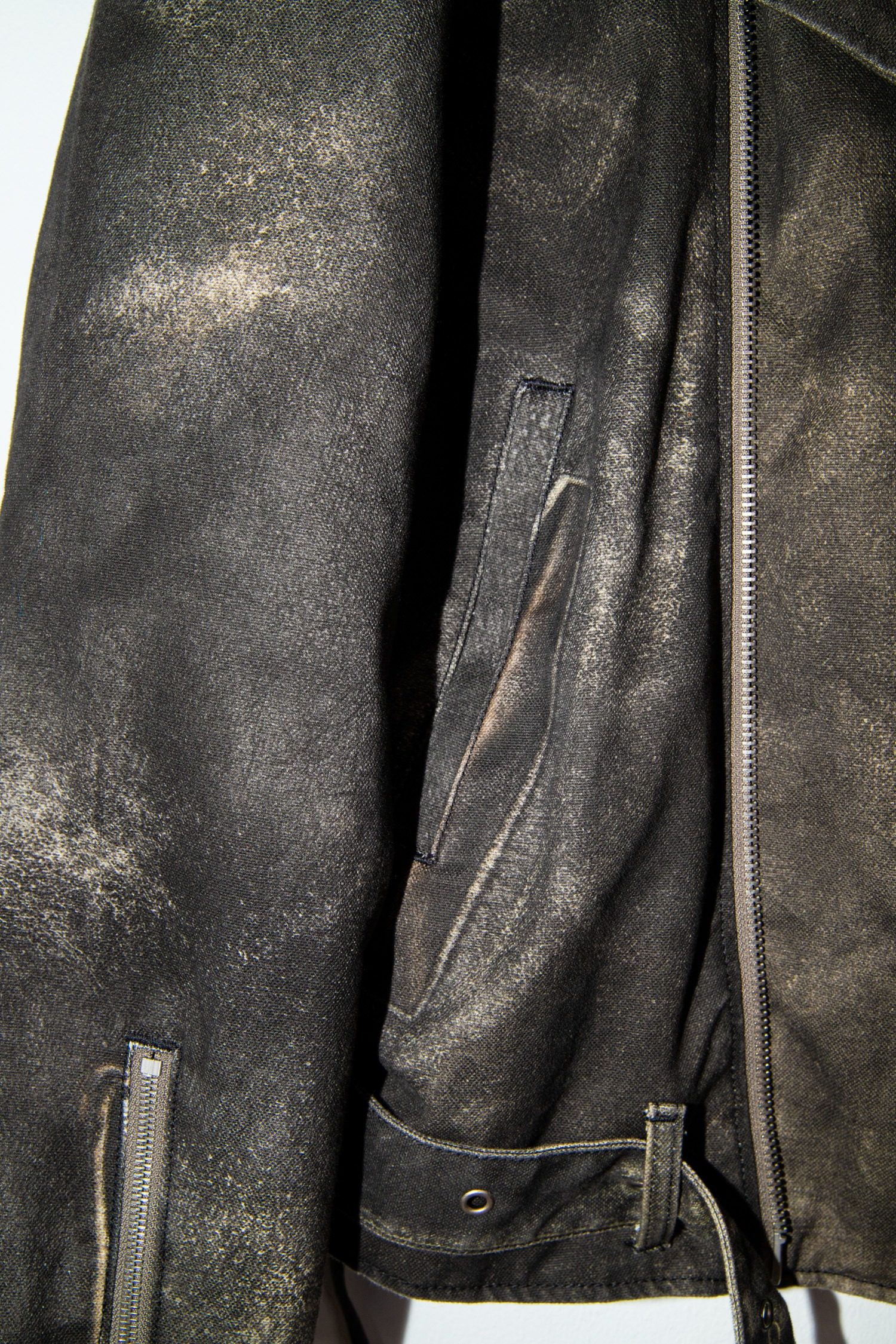 Thumbnail of http://Haikure%20Kay%20Leather%20Print%20Jacke%20in%20Anthrazit