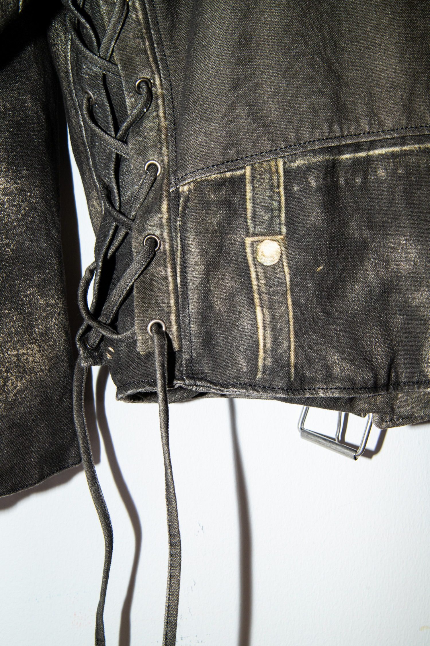 Thumbnail of http://Haikure%20Kay%20Leather%20Print%20Jacke%20in%20Anthrazit