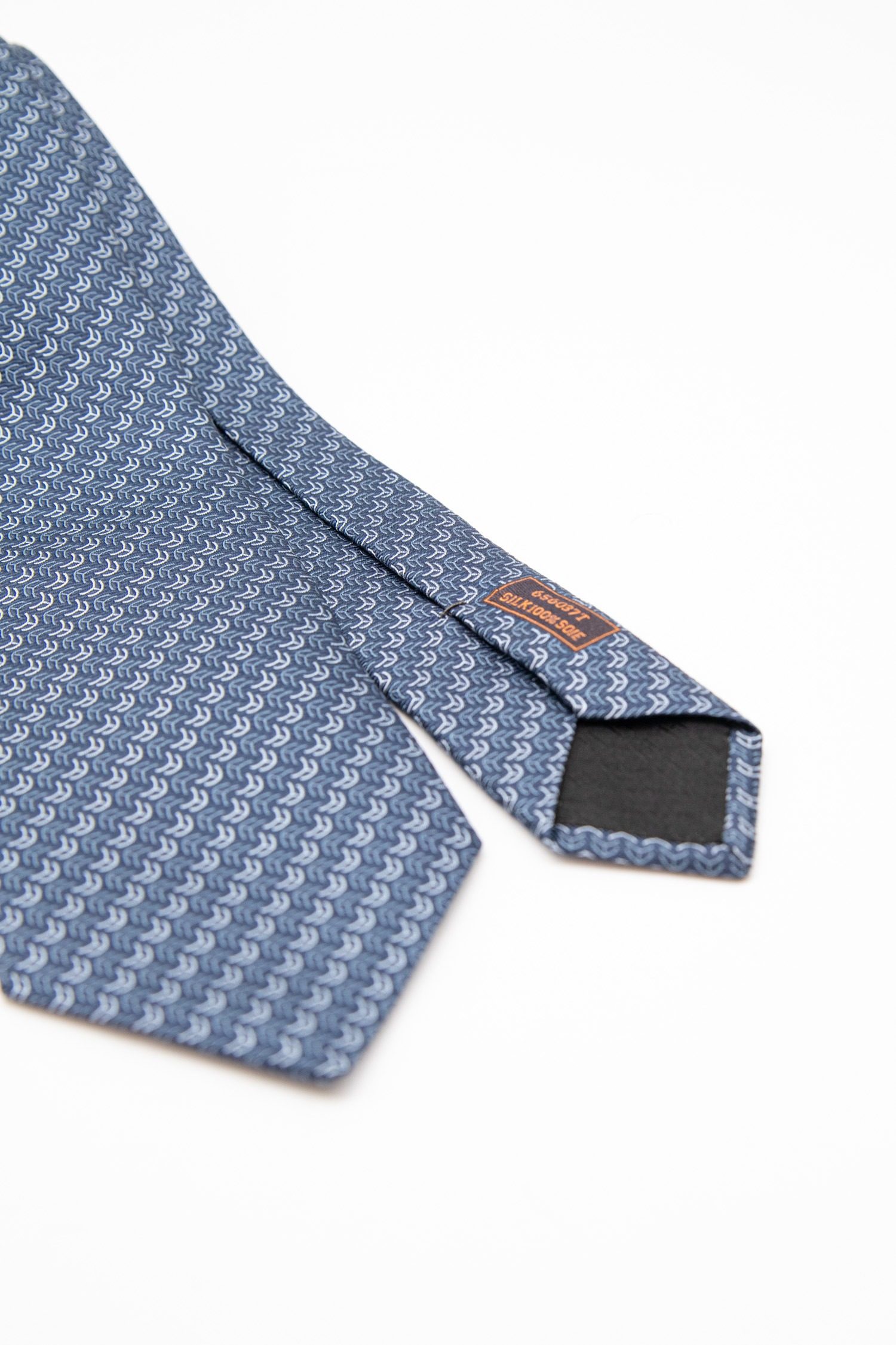 Thumbnail of http://Hermès%20Krawatte%20in%20Dunkelblau%20und%20Hellblau