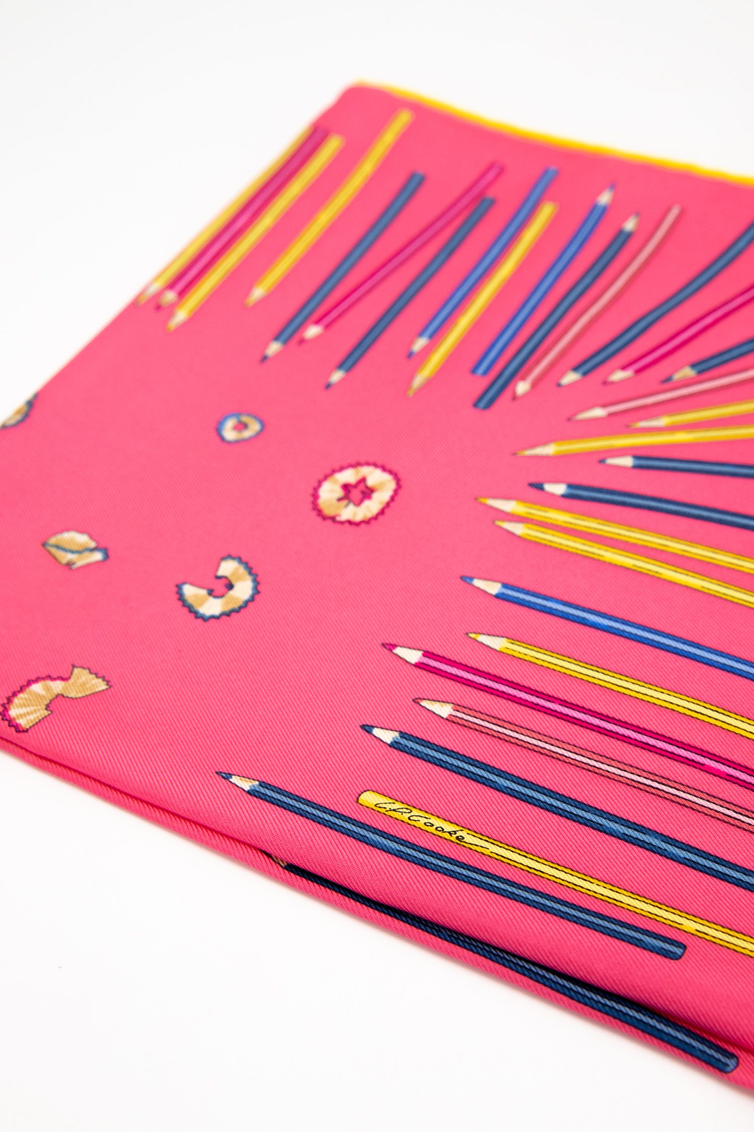 Thumbnail of http://Hermès%20A%20Vos%20Crayons!%20Seidentwilly%20in%20Pink