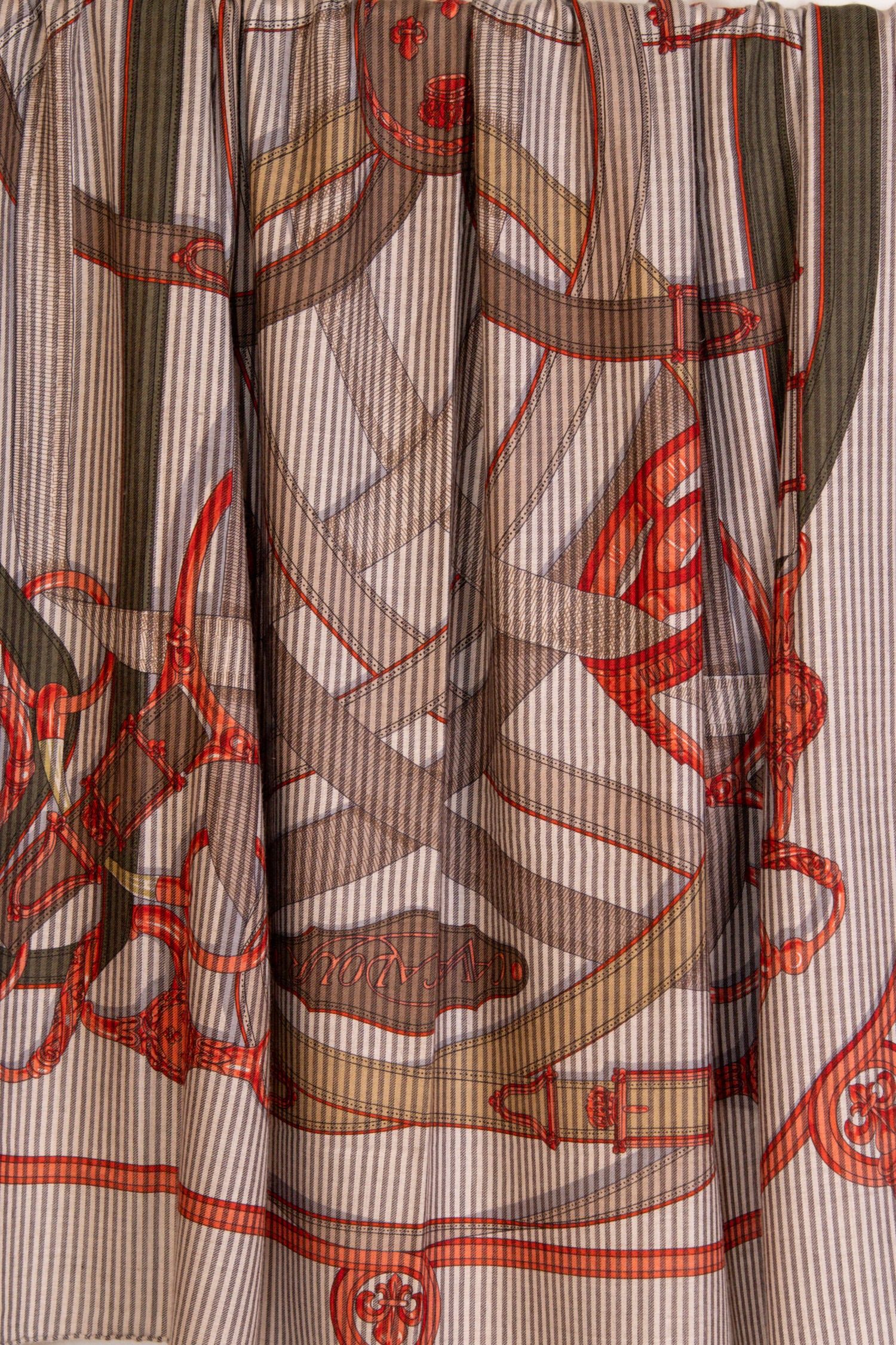 Thumbnail of http://Hermès%20„Cavalcadour“%20Tuch%20aus%20Kaschmir%20und%20Seide