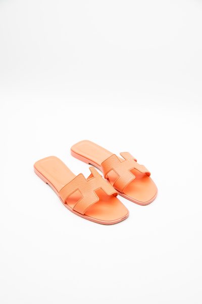 Hermès "Oran" Sandalen in Hellorange
