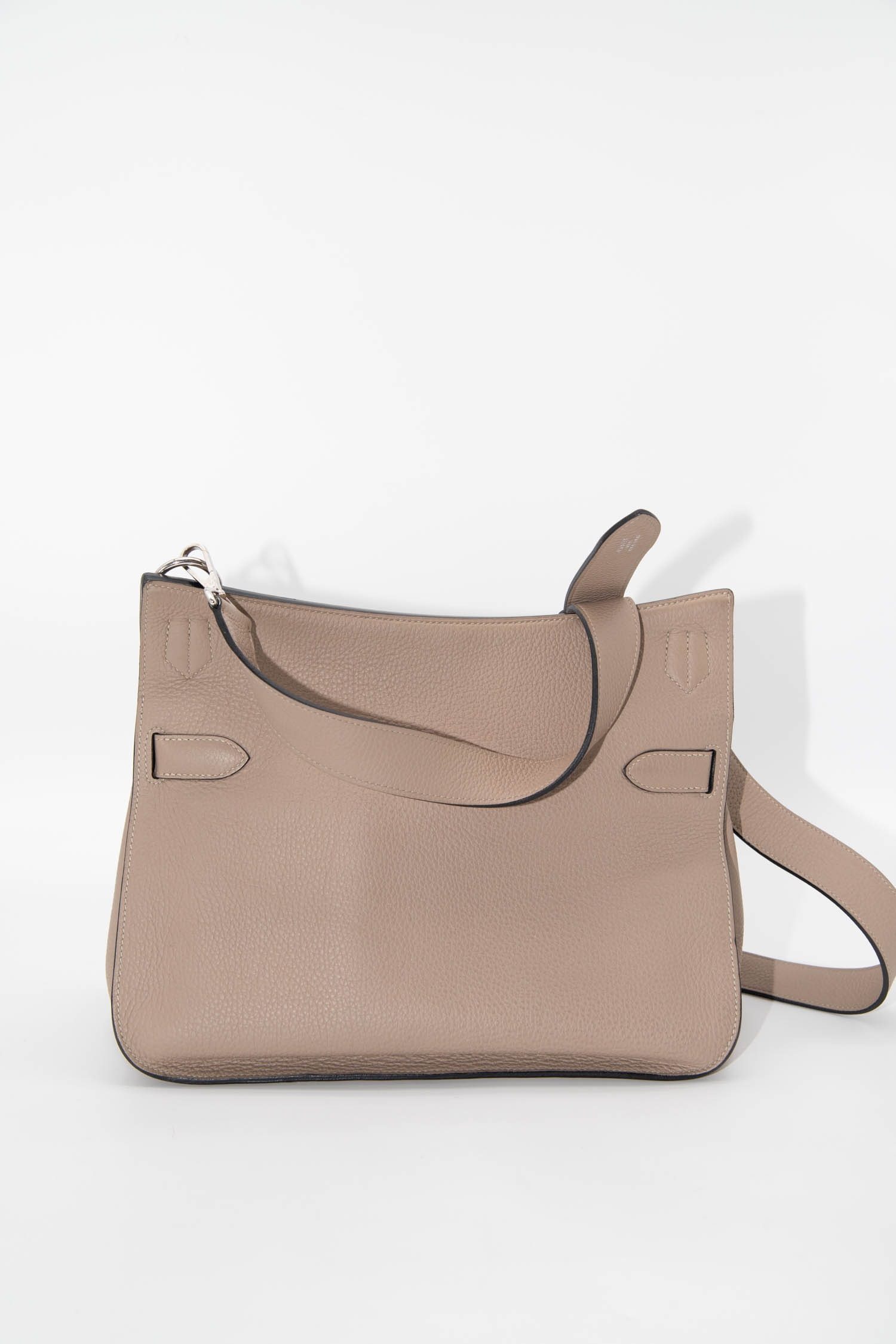 Thumbnail of http://Hermès%20Jypsière%20Umhängetasche%20in%20Beige
