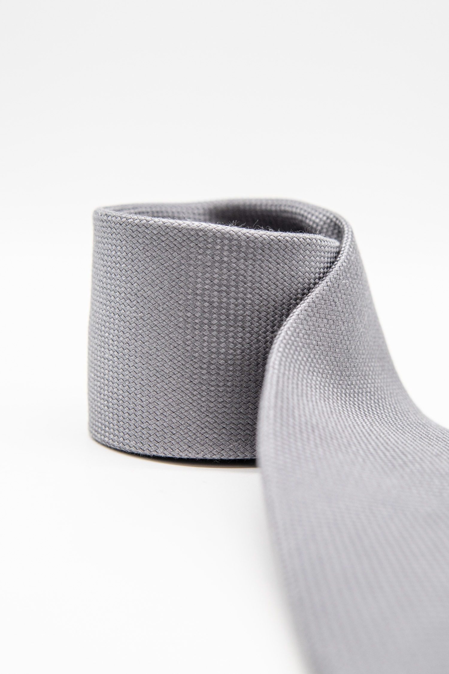 Thumbnail of http://Hermès%20Krawatte%20in%20Grau