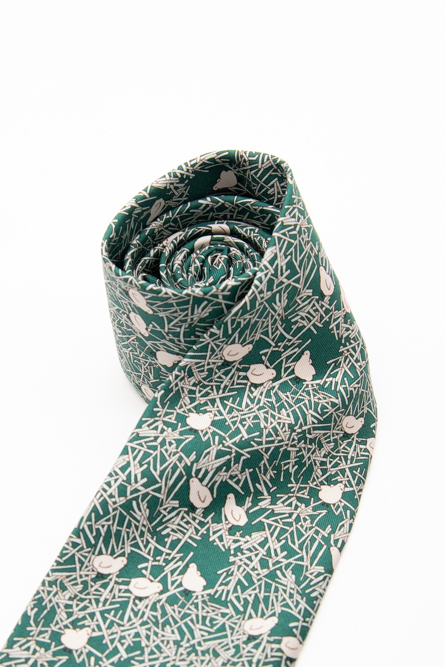 Thumbnail of http://Hermès%20Krawatte%20mit%20Kücken%20in%20Grün%20und%20Grau