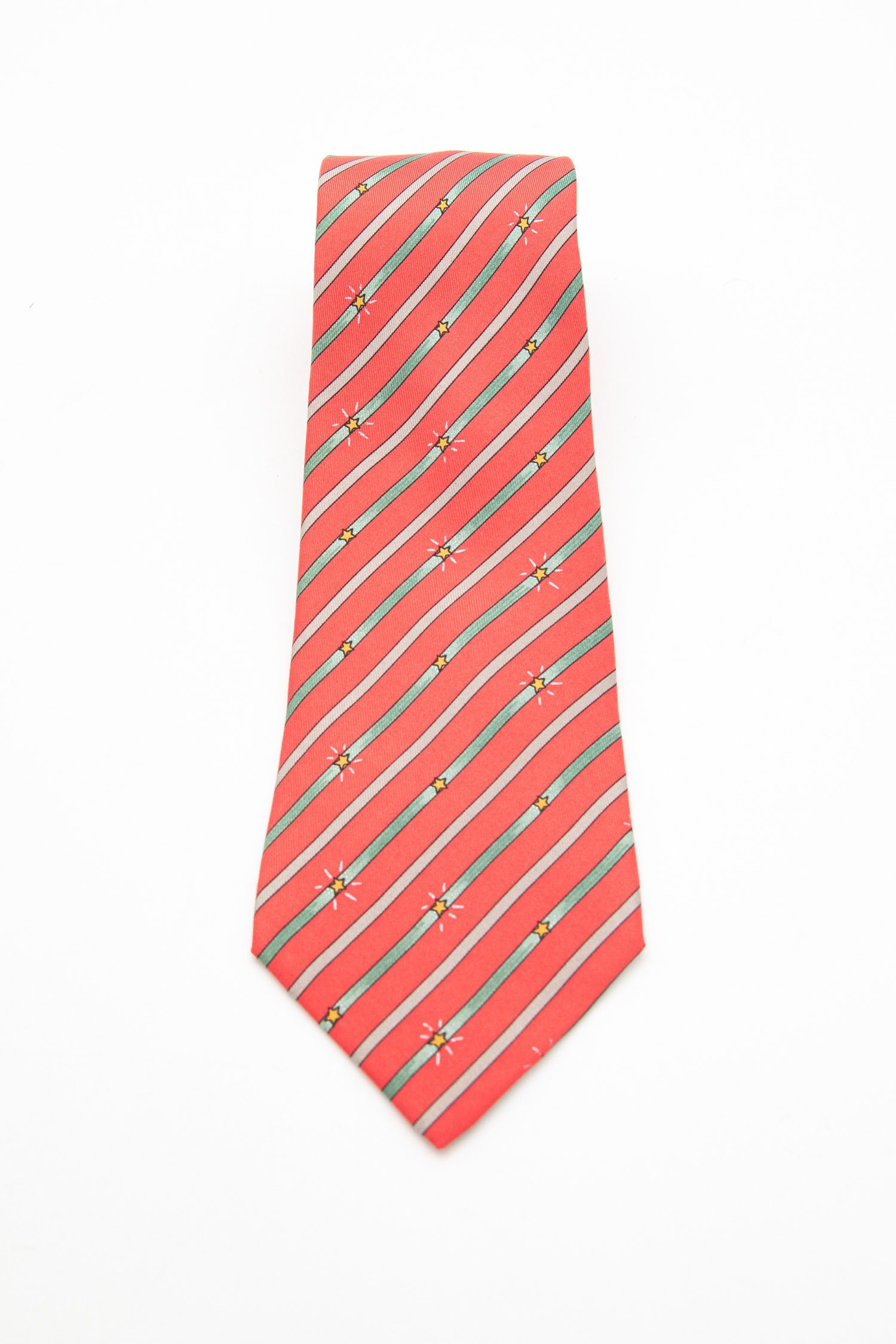 Thumbnail of http://Hermès%20Krawatte%20mit%20Streifen%20und%20Sternen%20in%20Rot