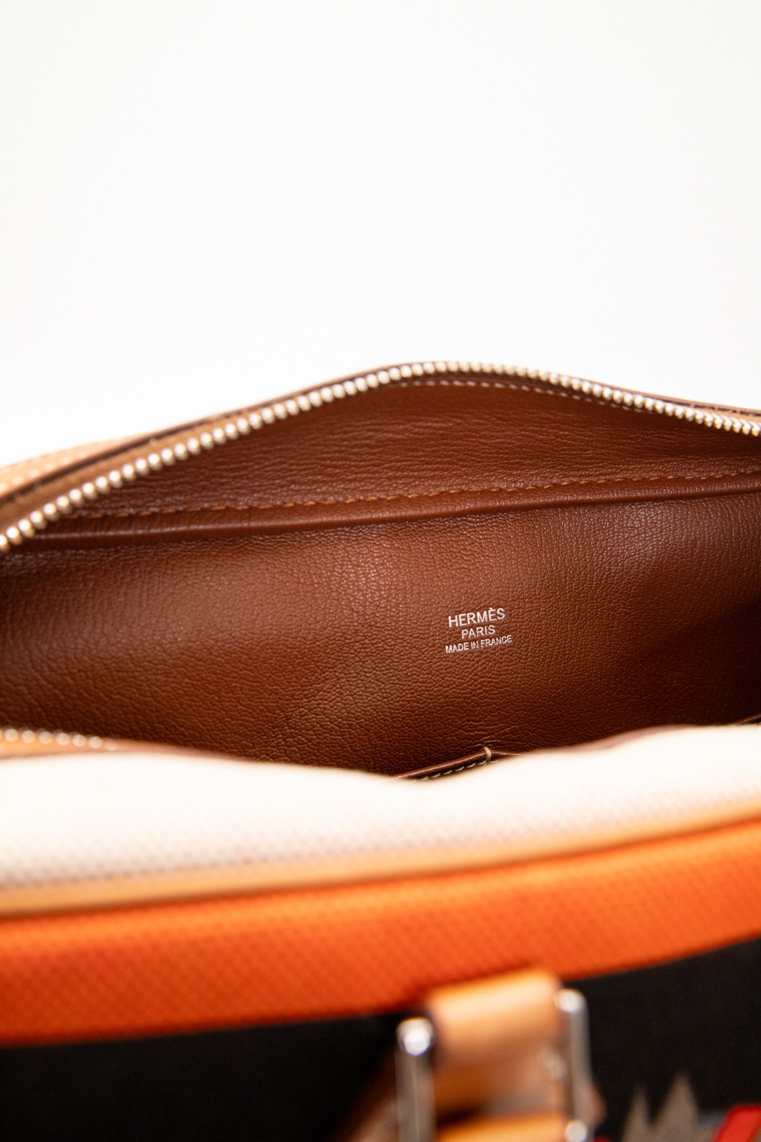Thumbnail of http://Hermès%20„Plume%2032“%20Handtasche%20mit%20Rocobar-Print
