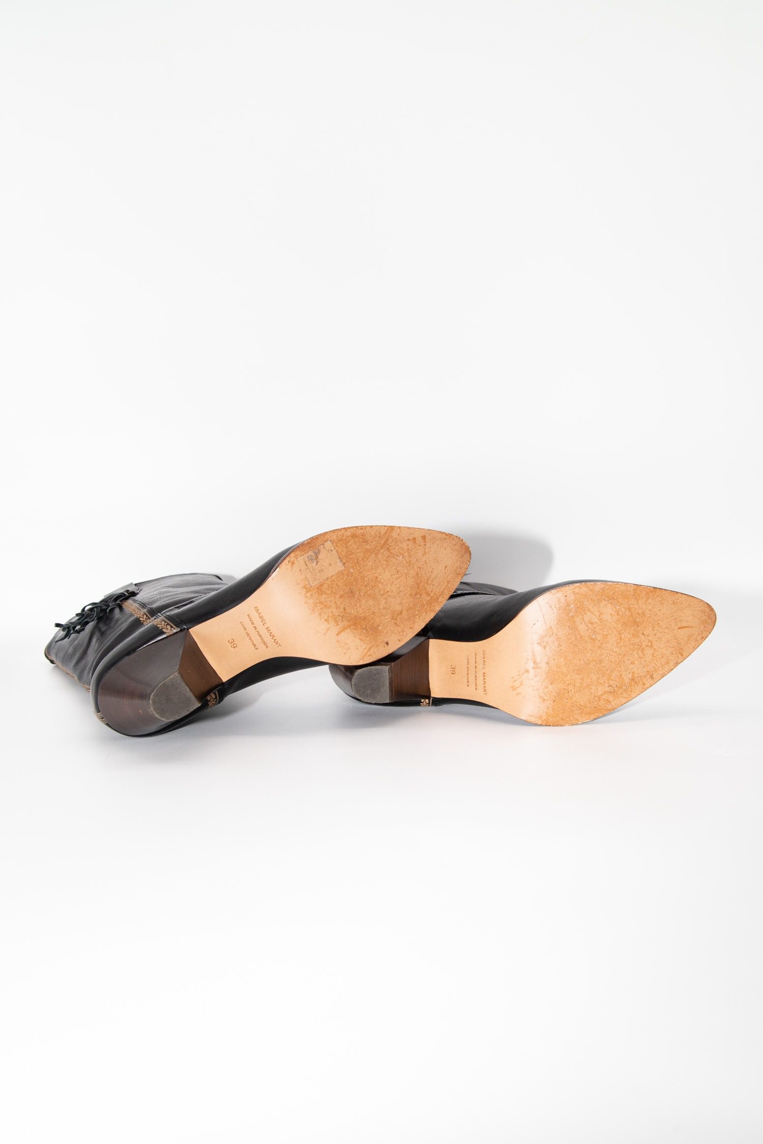 Thumbnail of http://Isabel%20Marant%20Cowboy-Stiefel%20mit%20Absatz%20in%20Schwarz