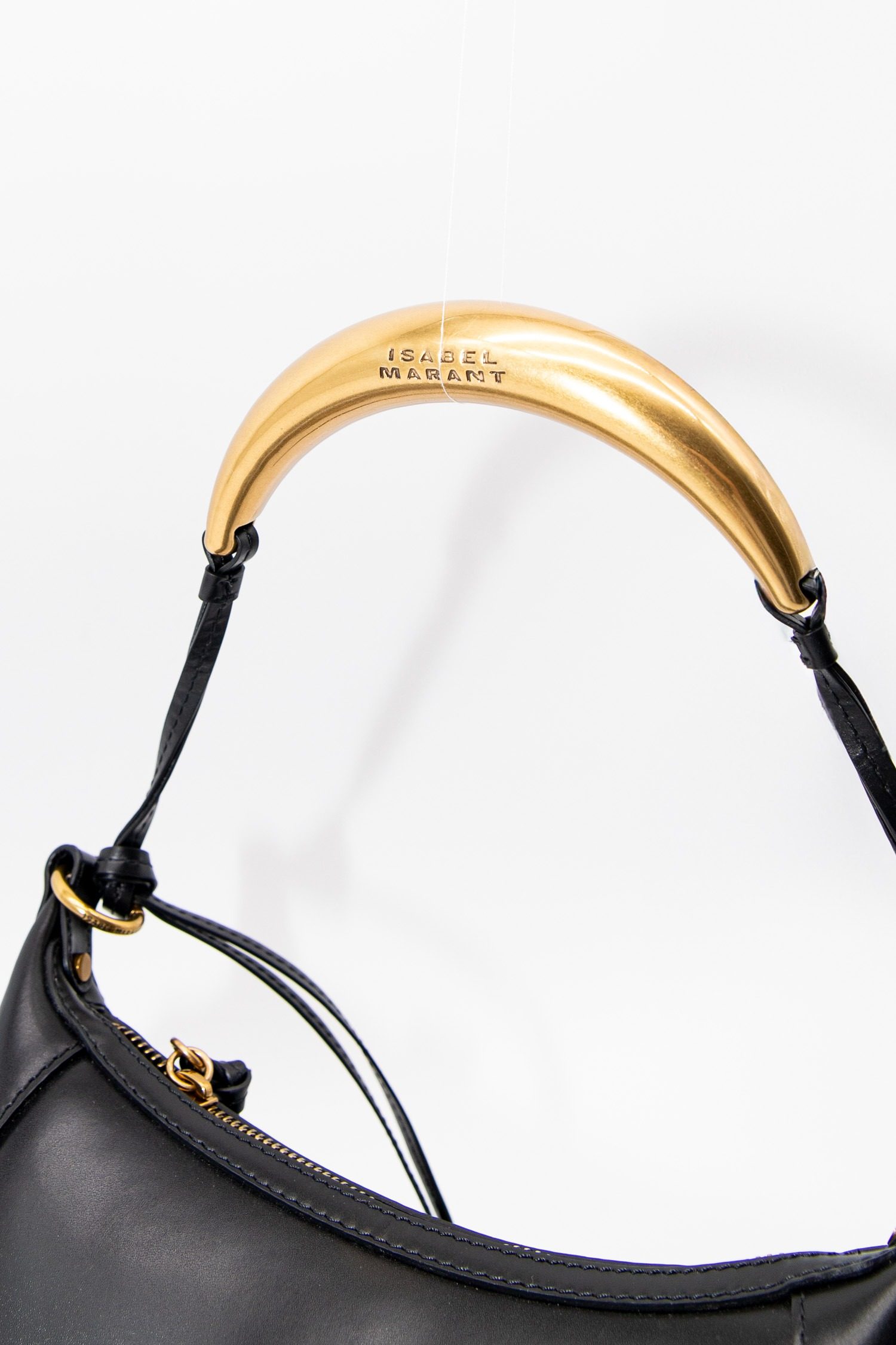 Thumbnail of http://Isabel%20Marant%20Oskan%20Moon%20Schultertasche%20in%20Schwarz