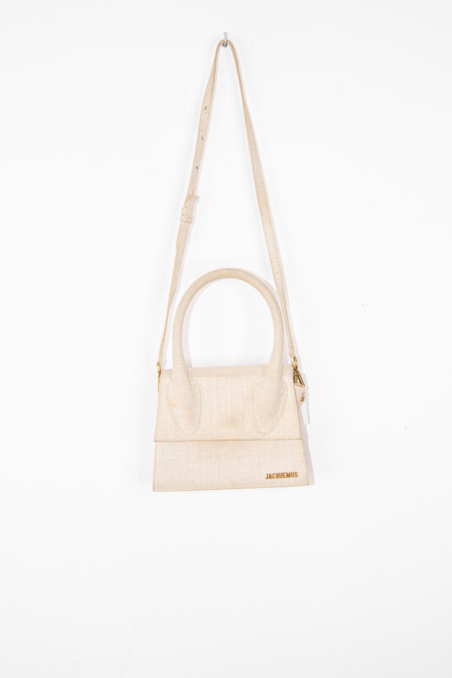 Thumbnail of http://Jacquemus%20Le%20Chiquito%20große%20Handtasche%20in%20Hellbeige