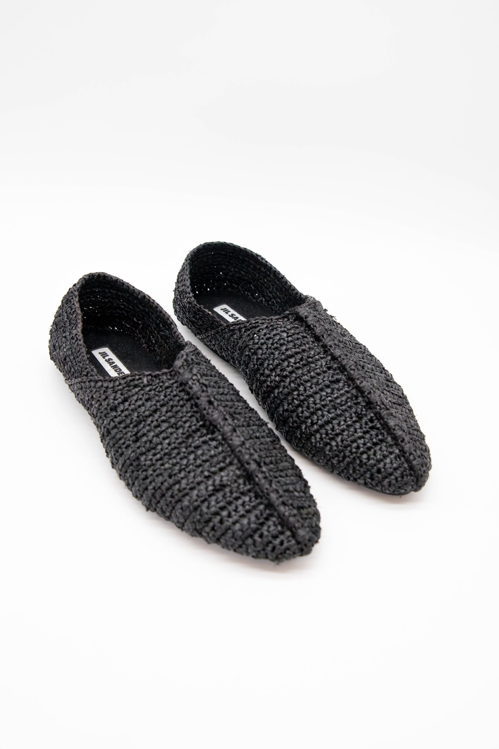 Thumbnail of http://Jil%20Sander%20Slipper%20mit%20Häkelmuster%20in%20Schwarz