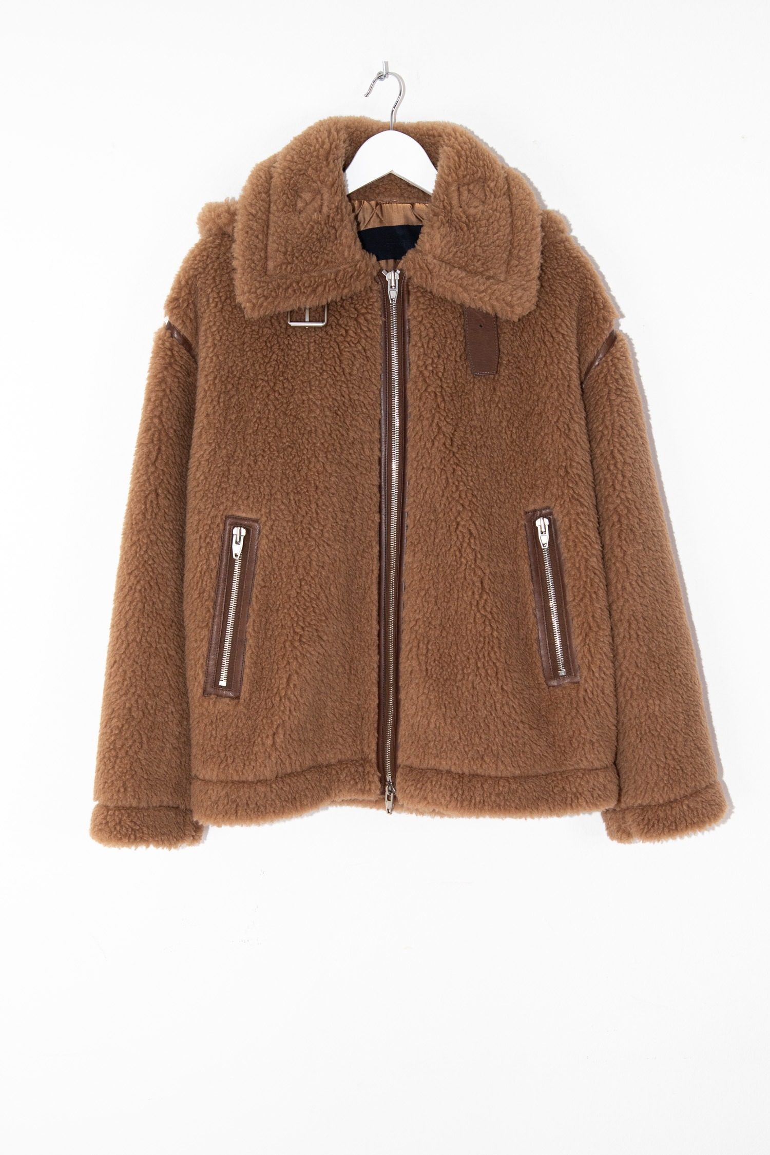 Thumbnail of http://Juun.j%20Teddyjacke%20mit%20Kapuze%20in%20Hellbraun