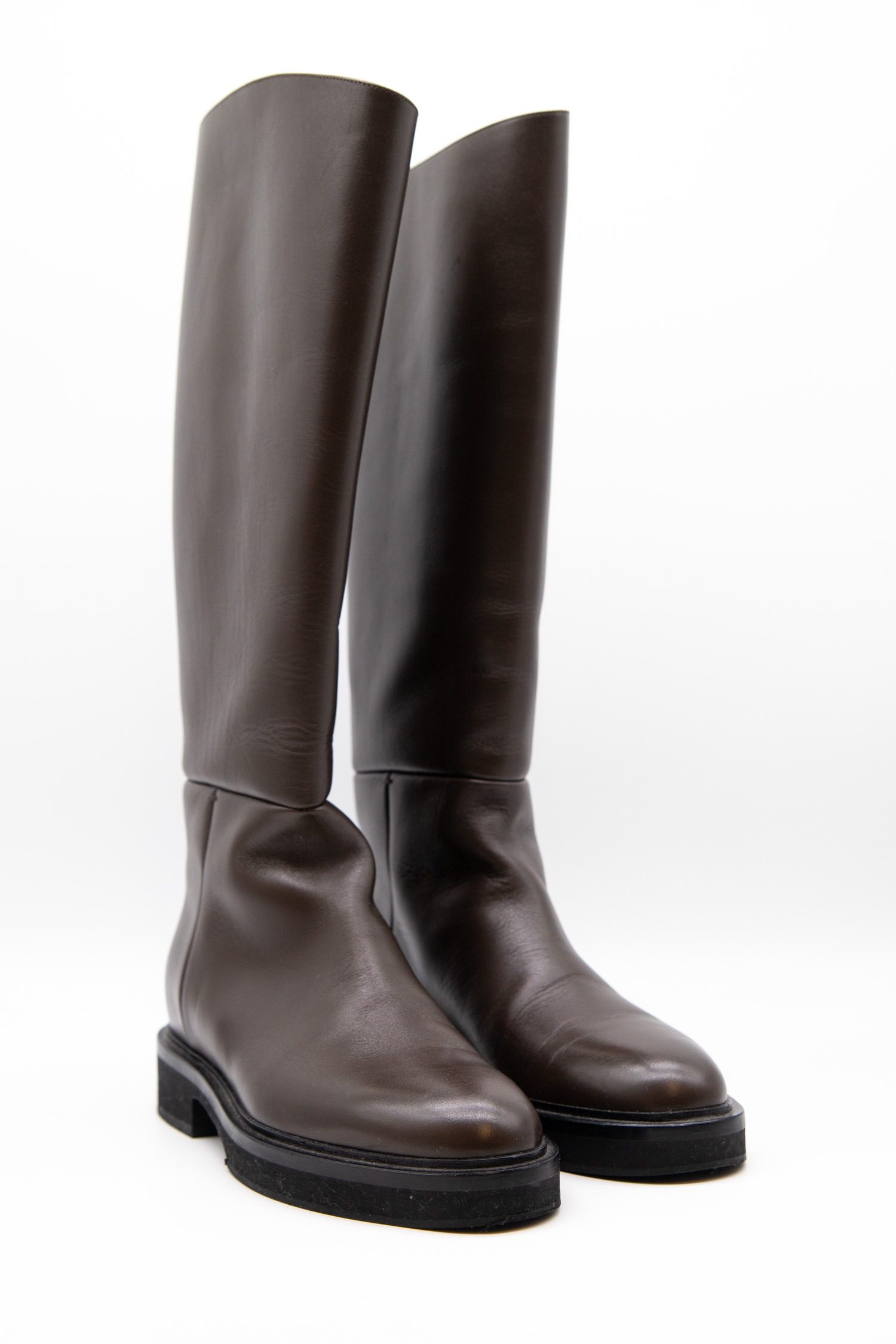 Thumbnail of http://Khaite%20Derby%20Boots%20Stiefel%20in%20Dunkelbraun