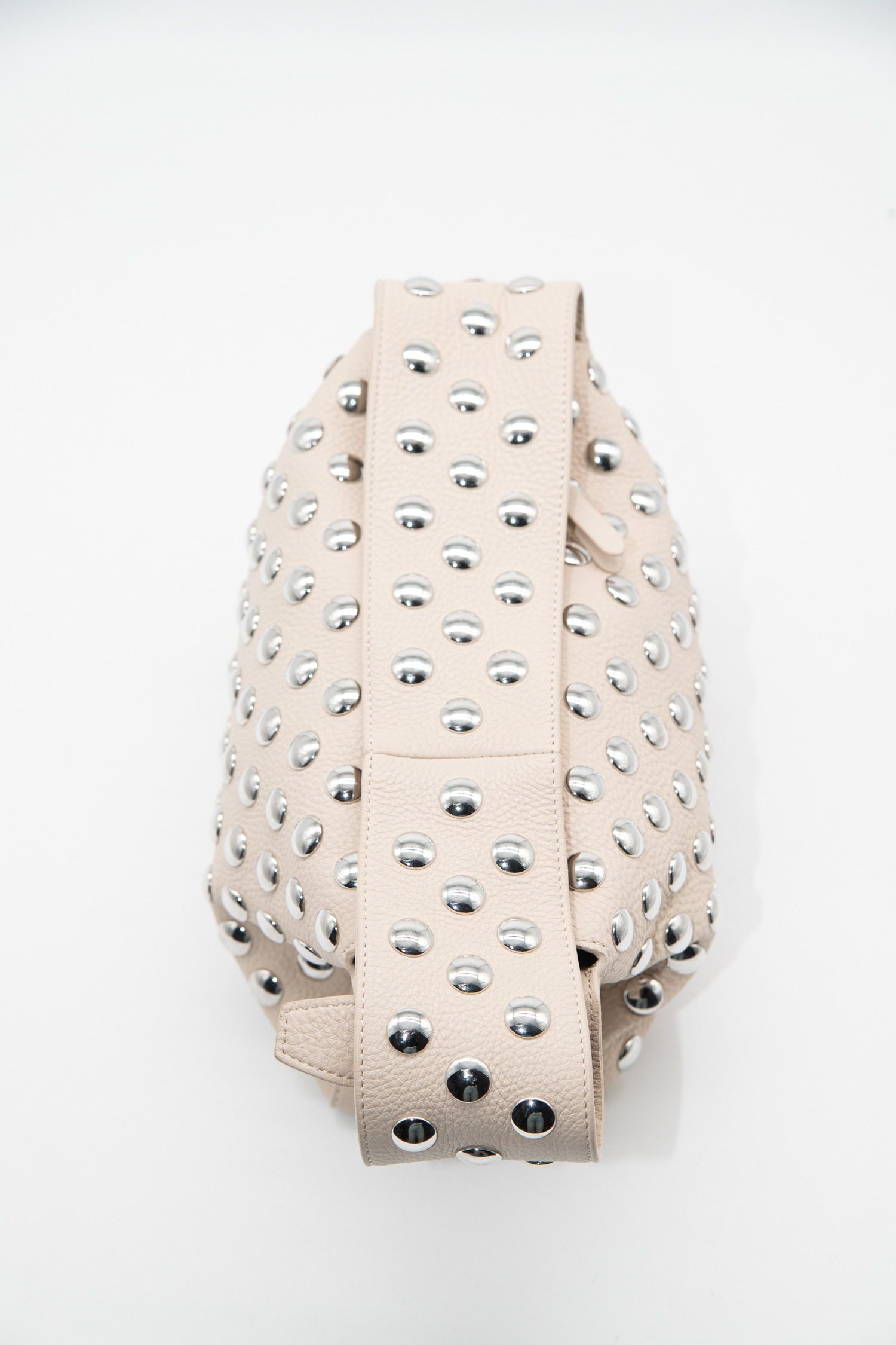 Thumbnail of http://Khaite%20Elena%20Medium%20aus%20Leder%20in%20Ecru%20und%20Silber