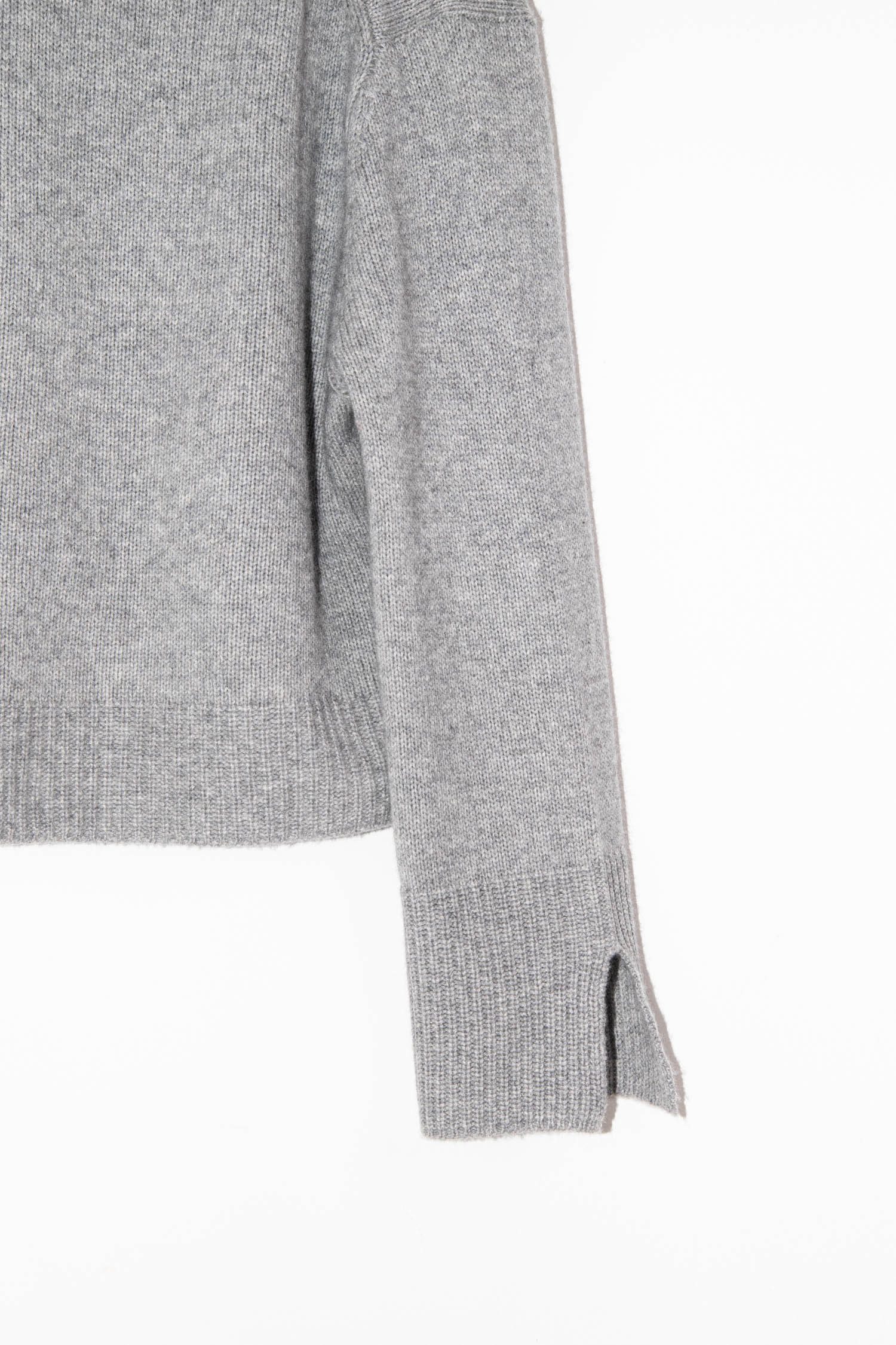 Thumbnail of http://Ladneri%20kurze%20Strickjacke%20in%20Grau