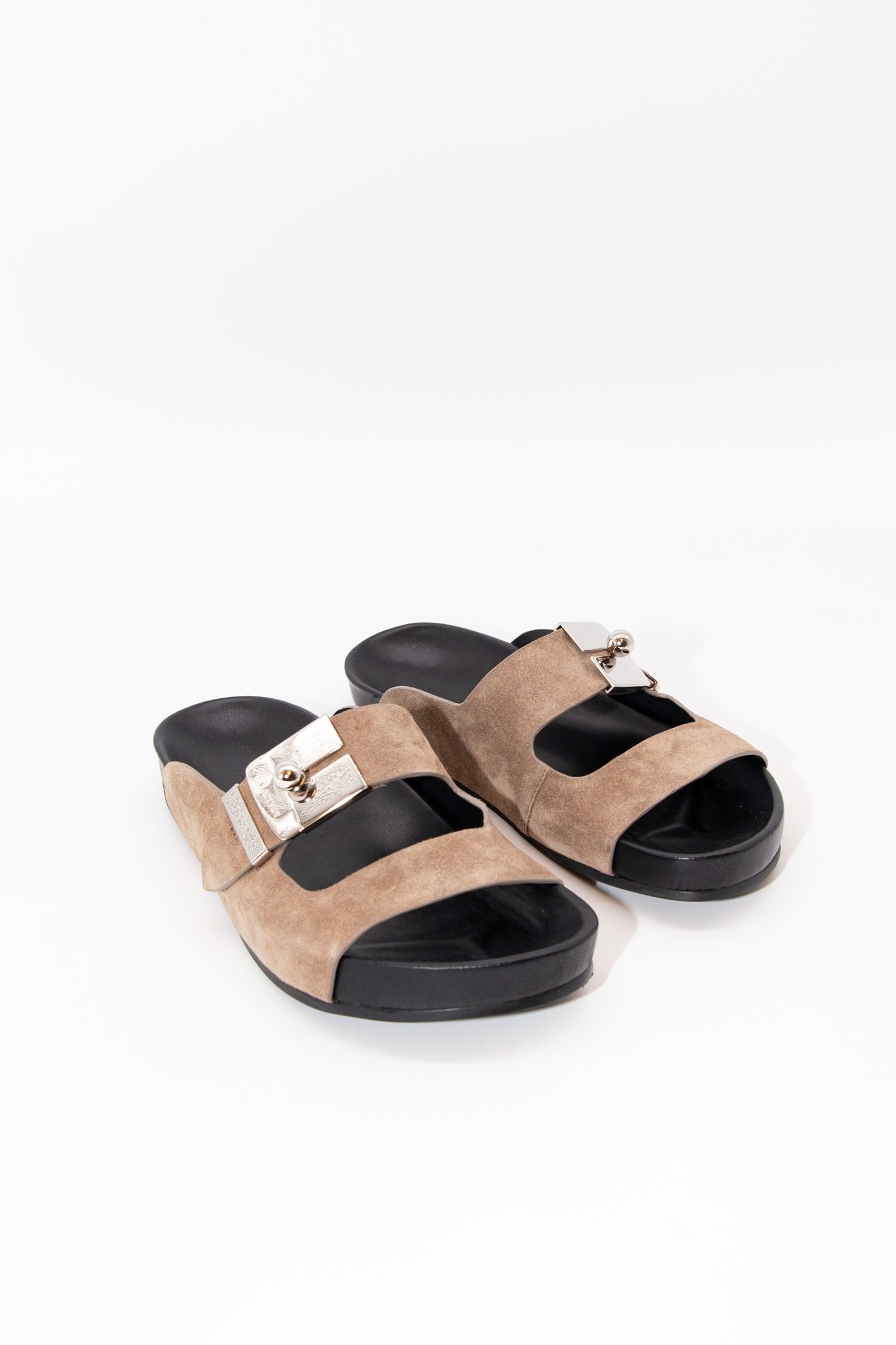 Thumbnail of http://Lanvin%20Pantoletten%20mit%20Schnalle%20in%20Graubraun