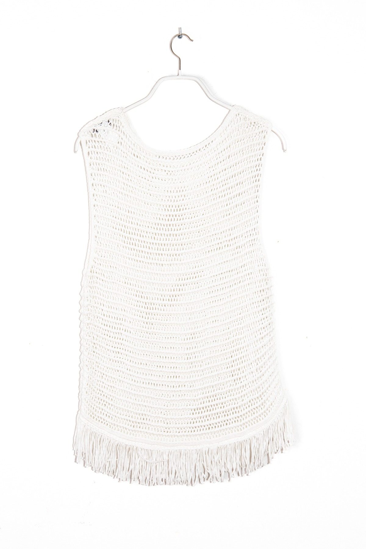 Thumbnail of http://Le%20Tricot%20Perugia%20Oberteil%20aus%20Strick%20mit%20Fransen%20in%20Weiß