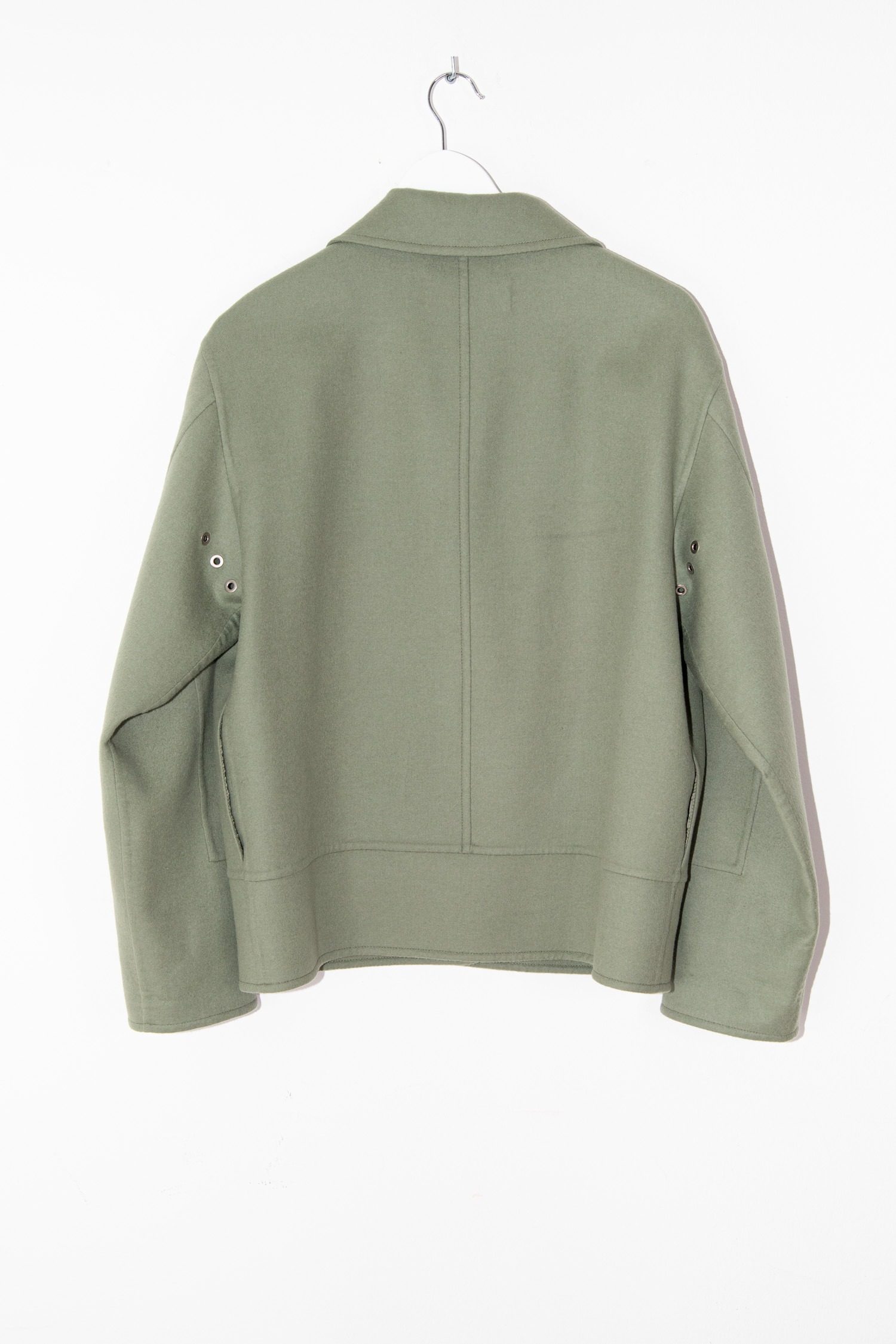 Thumbnail of http://Loewe%20Jacke%20mit%20Lederdetail%20in%20Olivgrün