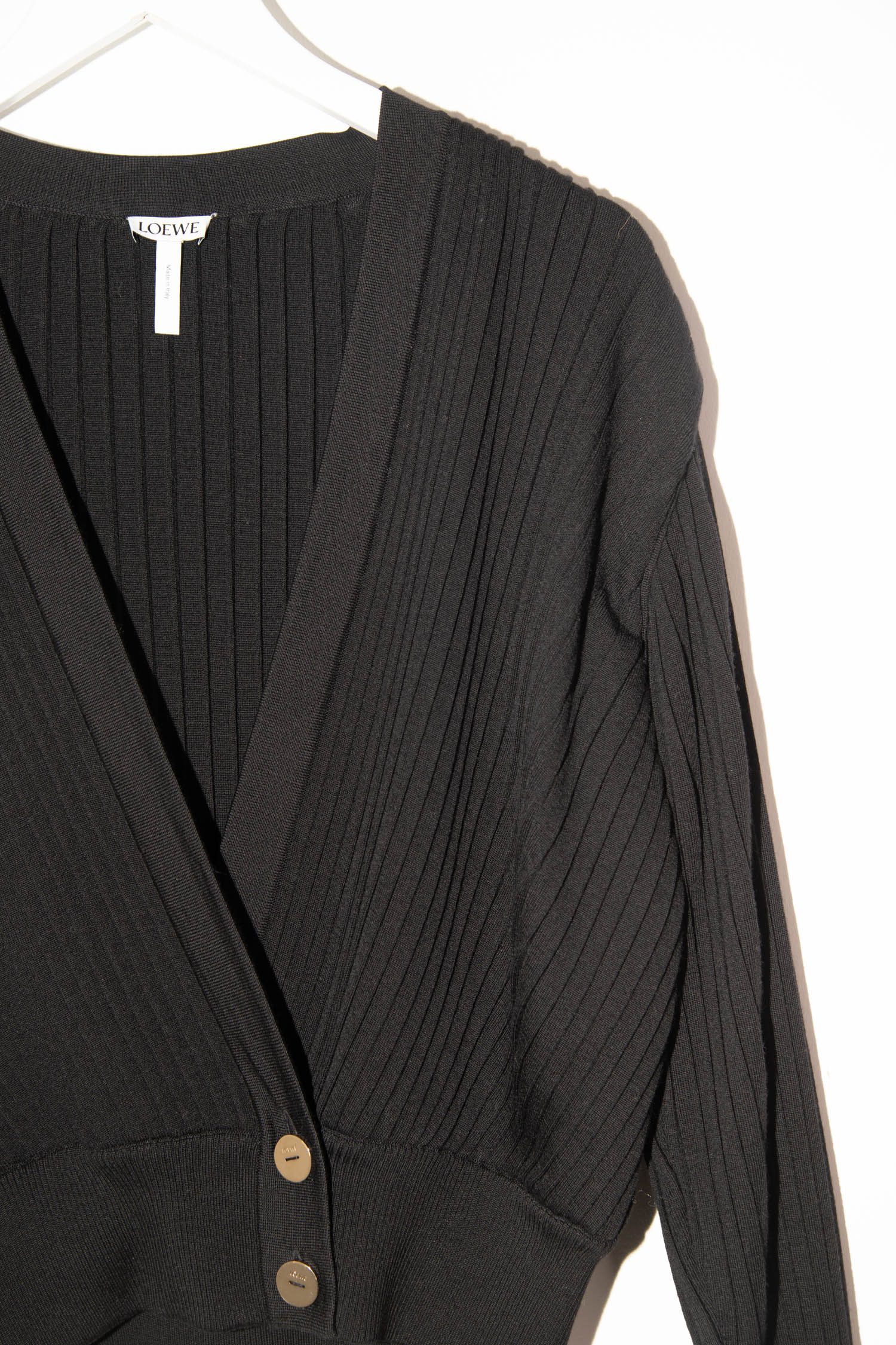 Thumbnail of http://Loewe%20kurze%20Strickjacke%20in%20Schwarz