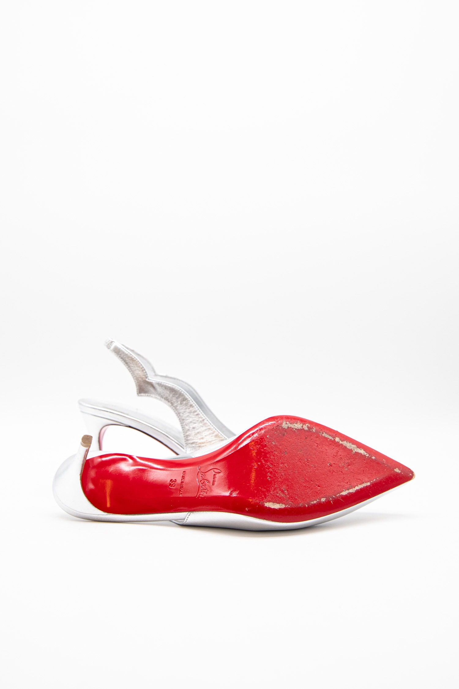 Thumbnail of http://Christian%20Louboutin%20Slingback-Pumps%20in%20Silber