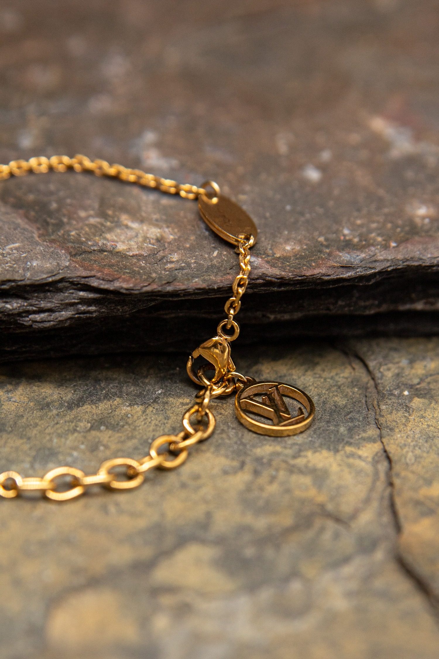 Thumbnail of http://Louis%20Vuitton%20Armband%20in%20Gold