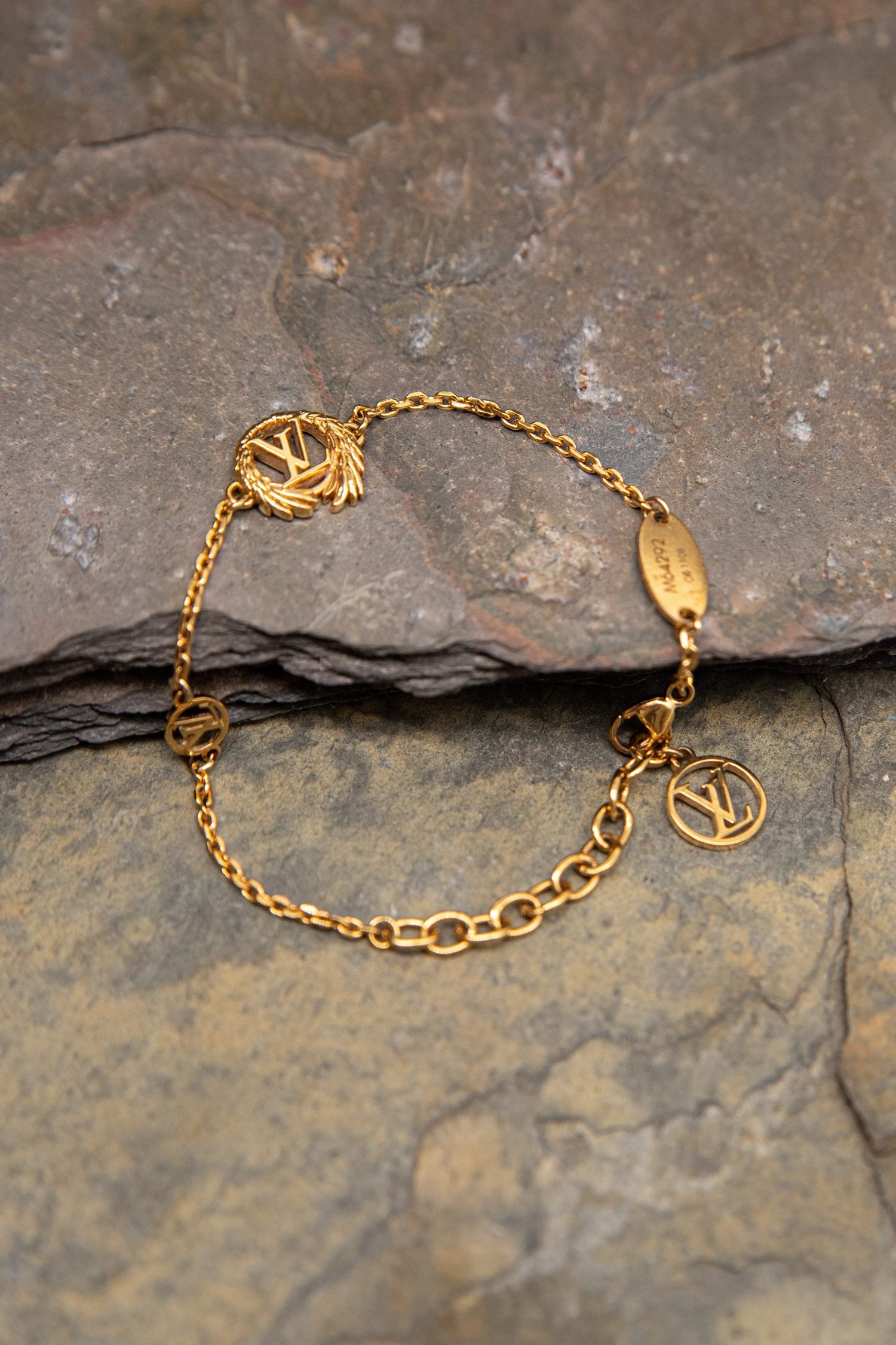 Thumbnail of http://Louis%20Vuitton%20Armband%20in%20Gold