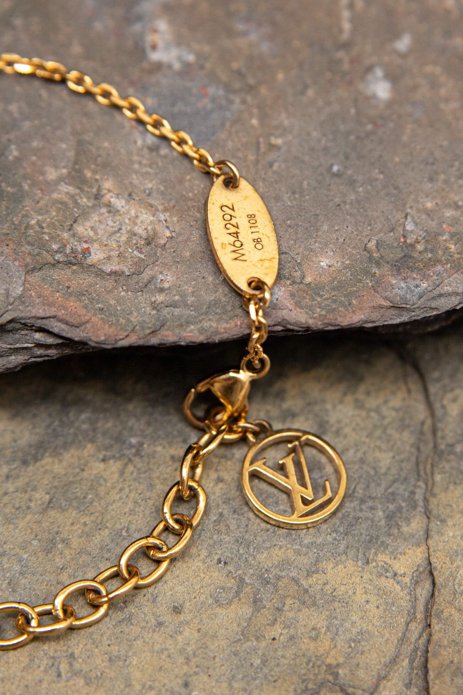 Thumbnail of http://Louis%20Vuitton%20Armband%20in%20Gold