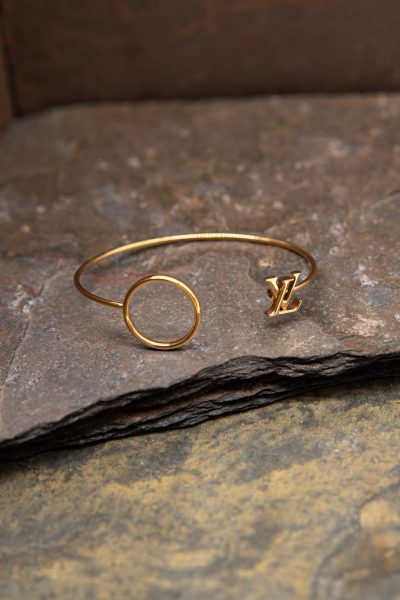 Louis Vuitton Armreif in Gold