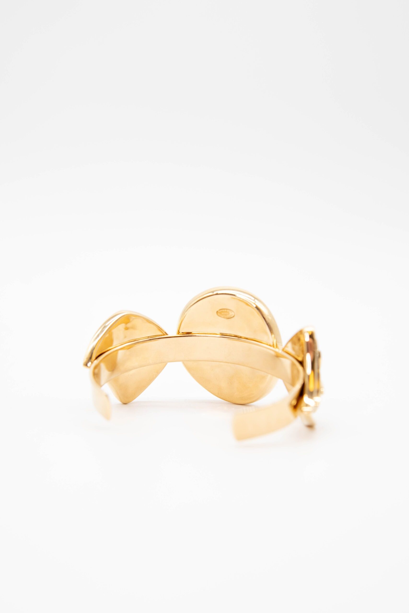 Thumbnail of http://Louis%20Vuitton%20Bijoux%20Fantaisie%20Armreif%20in%20Gold