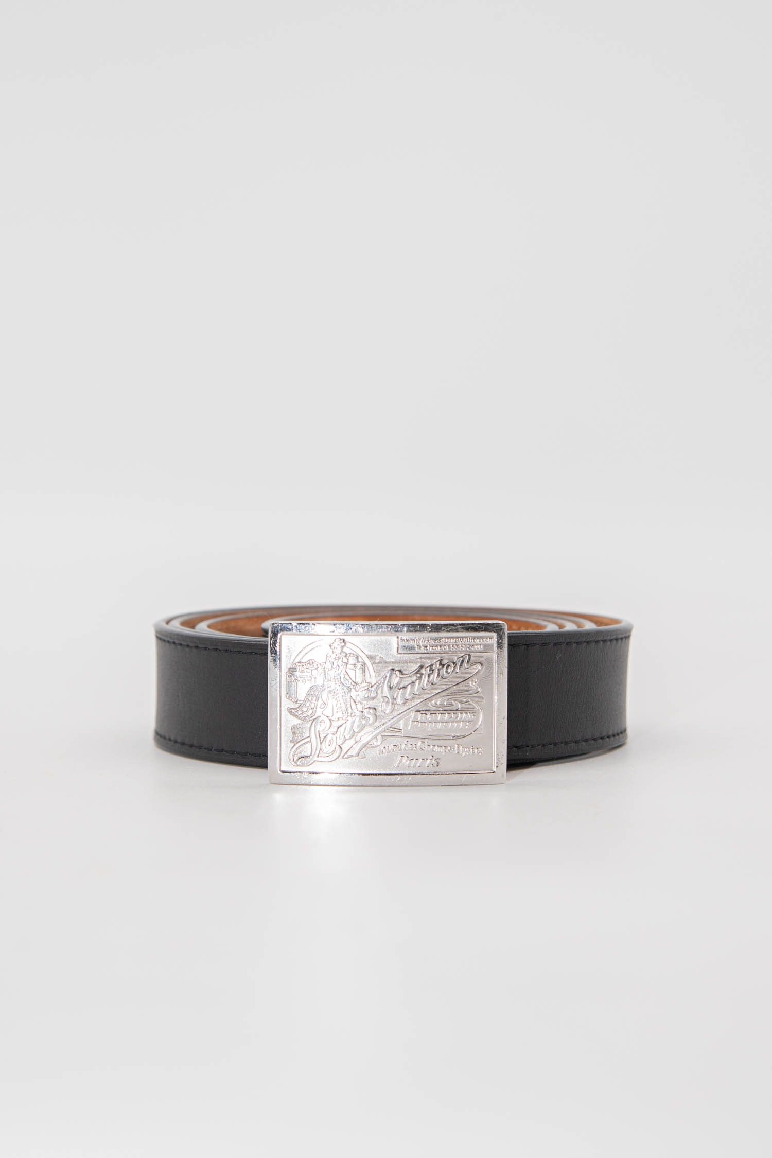 Thumbnail of http://Louis%20Vuitton%20Gürtel%20in%20Schwarz%20und%20Silber